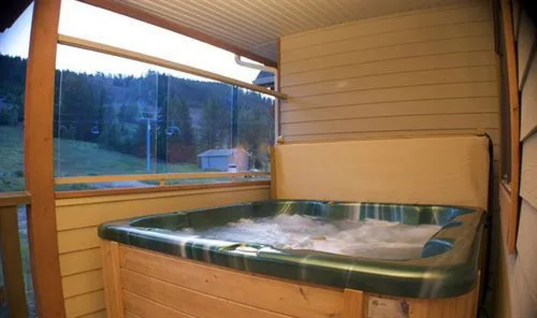 Sullivan Stone Lodge