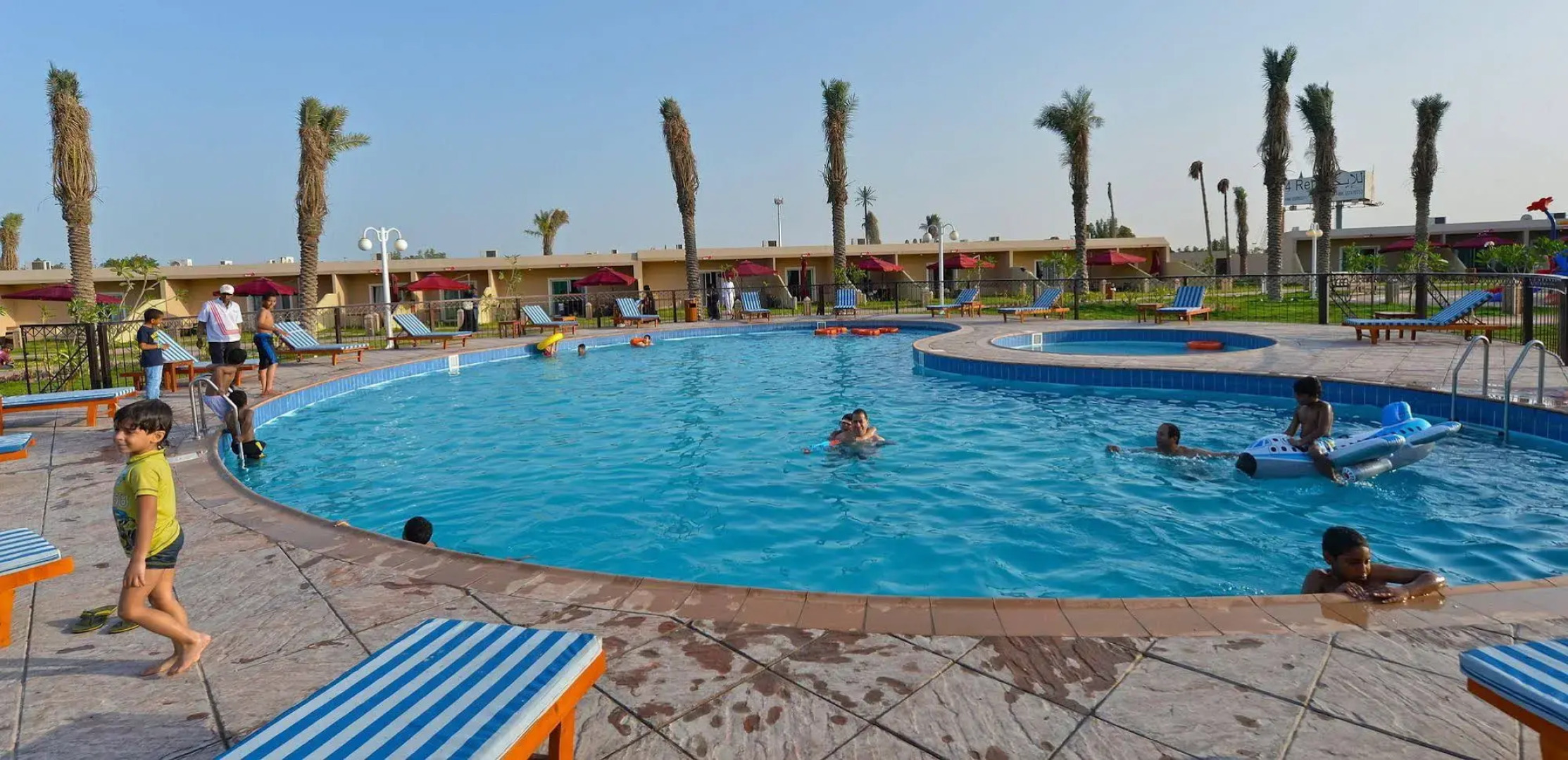 Lafontaine Le Lac Resort