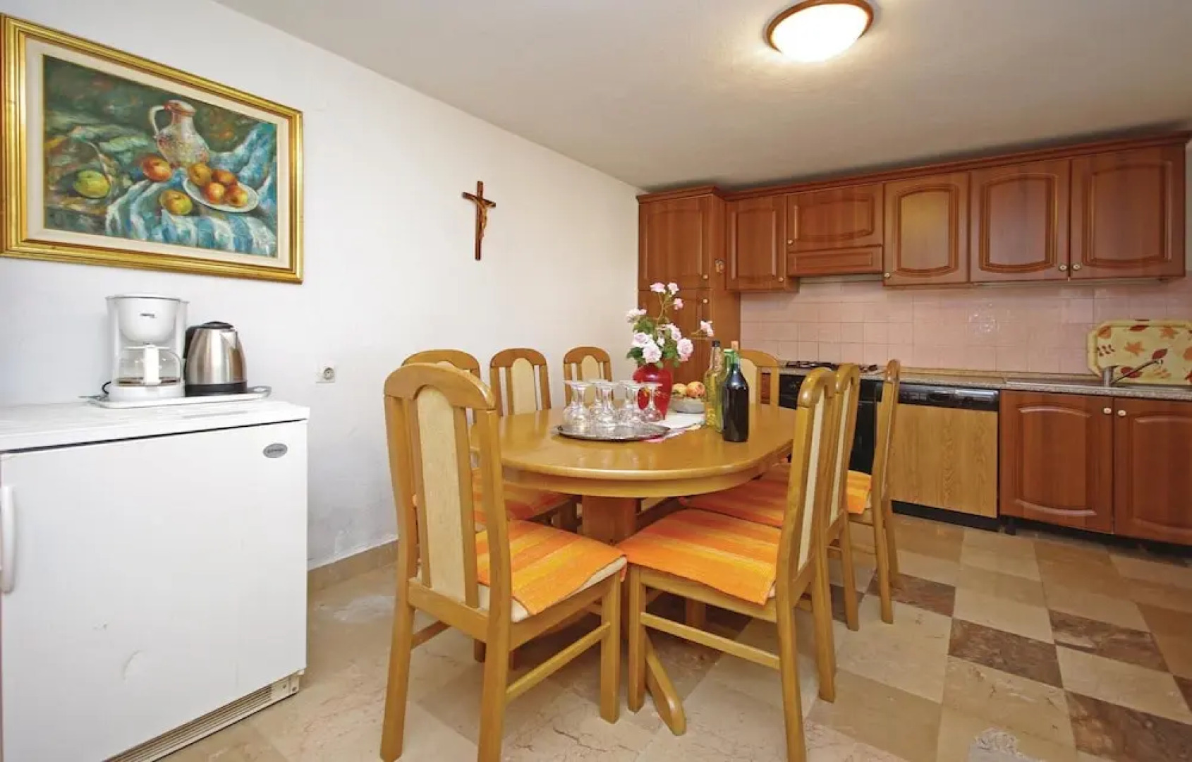 Beautiful Home in Podaca With Wifi and 4 Bedrooms