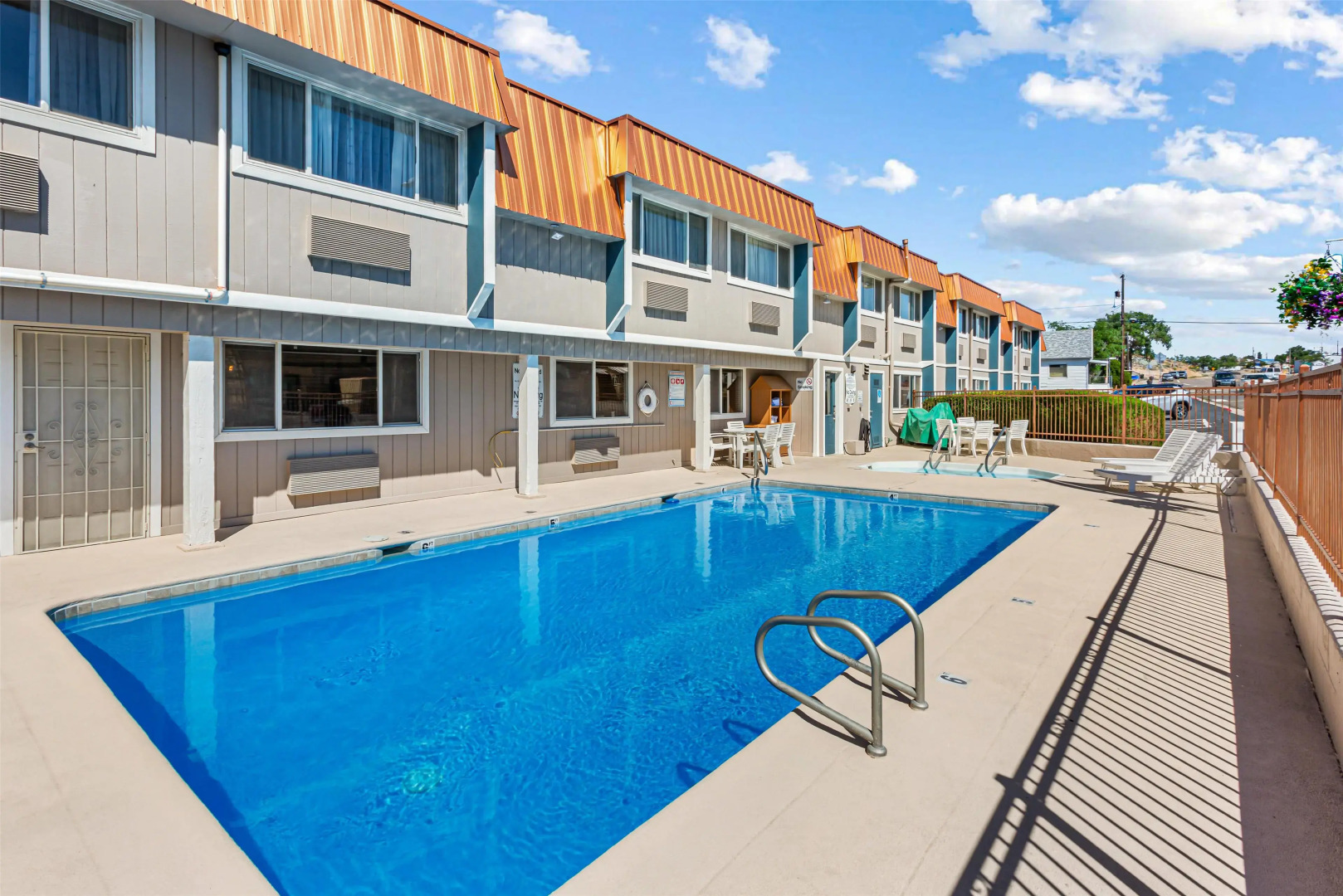 Best Western Hi-desert Inn