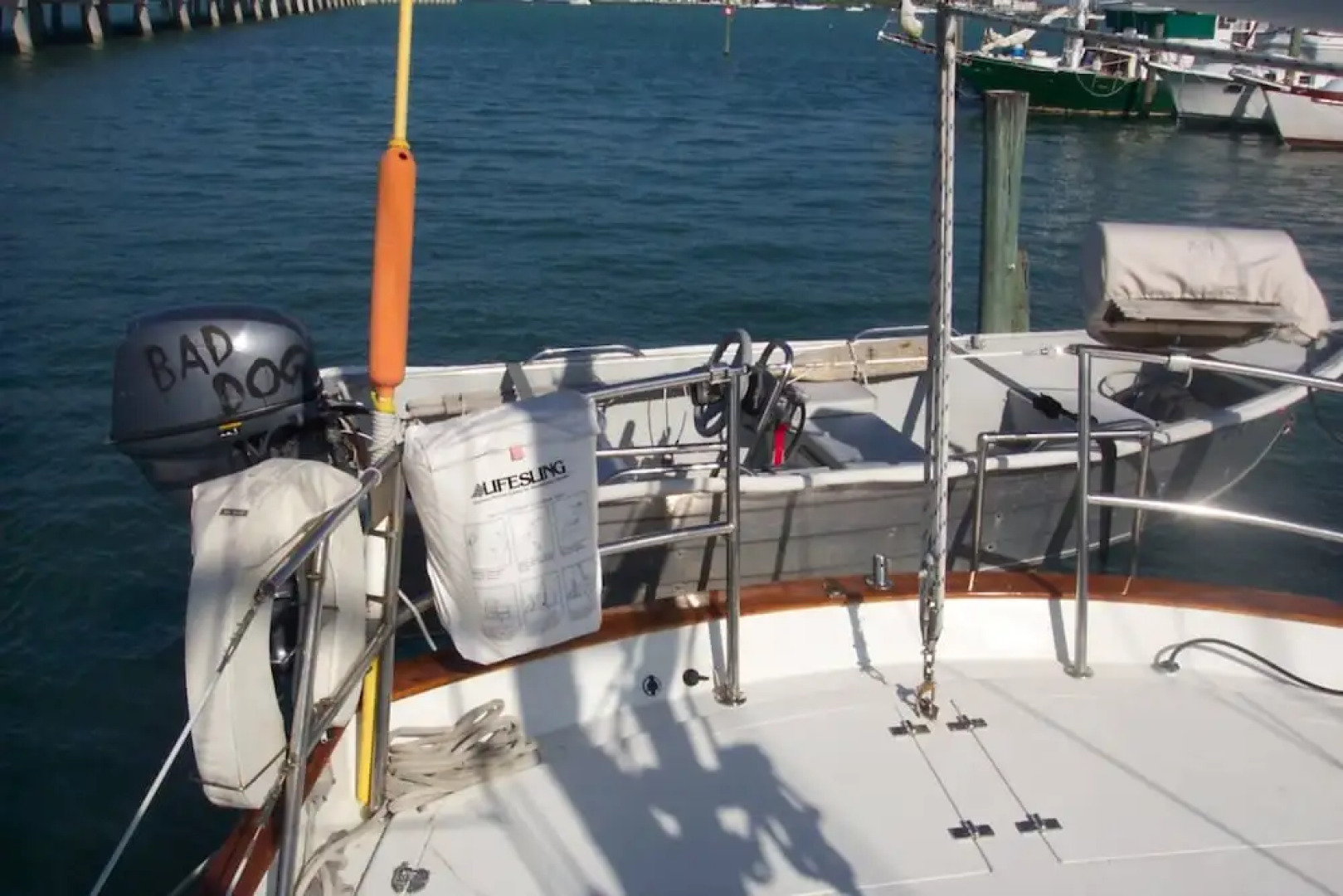 Dream Lover Boat and Breakfast