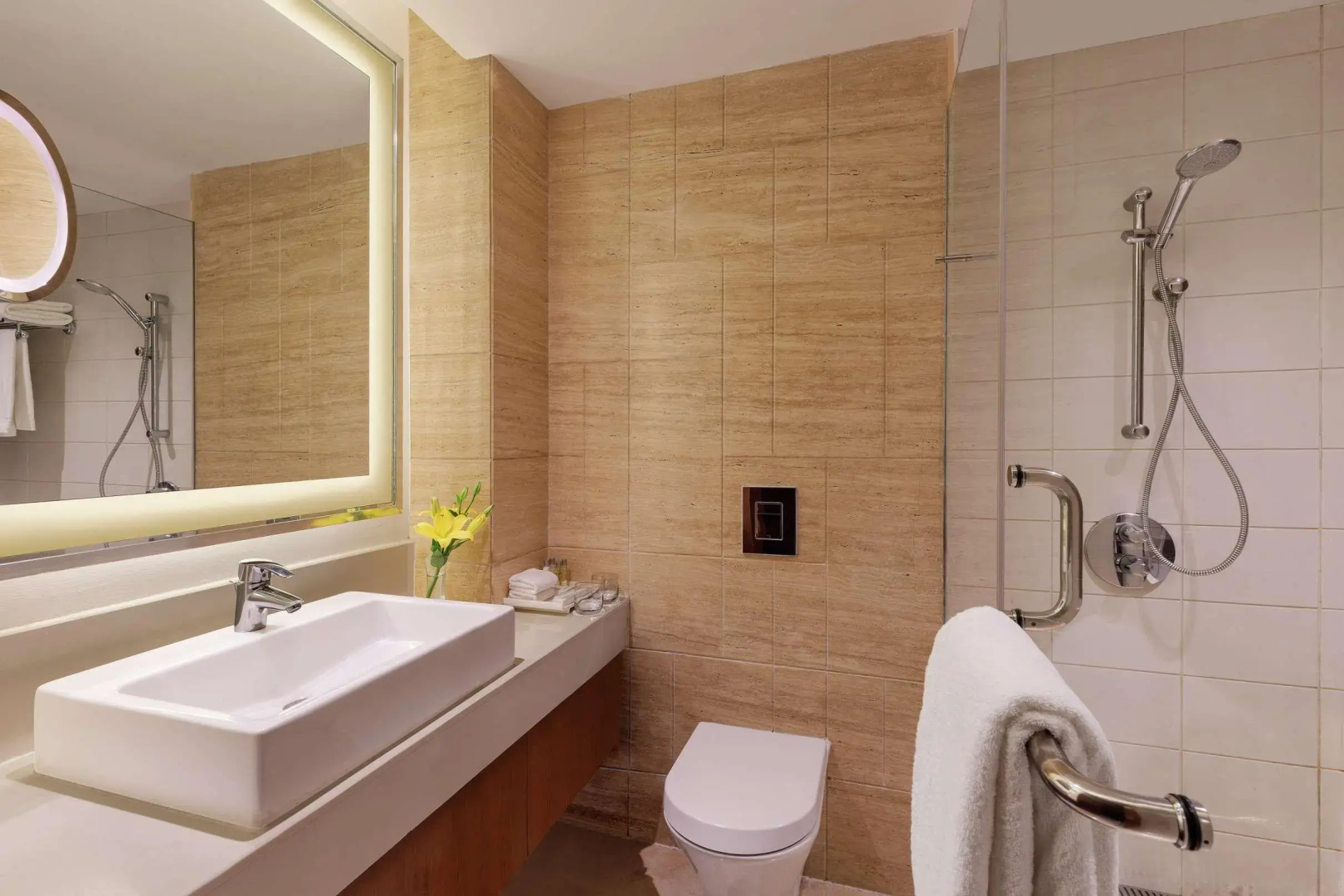 DoubleTree by Hilton Hotel Gurgaon - New Delhi NCR