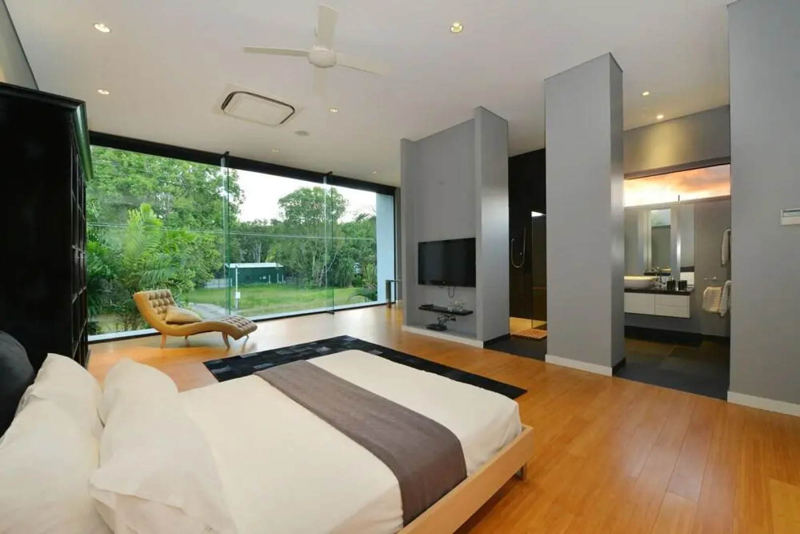 Glass House on the Beach