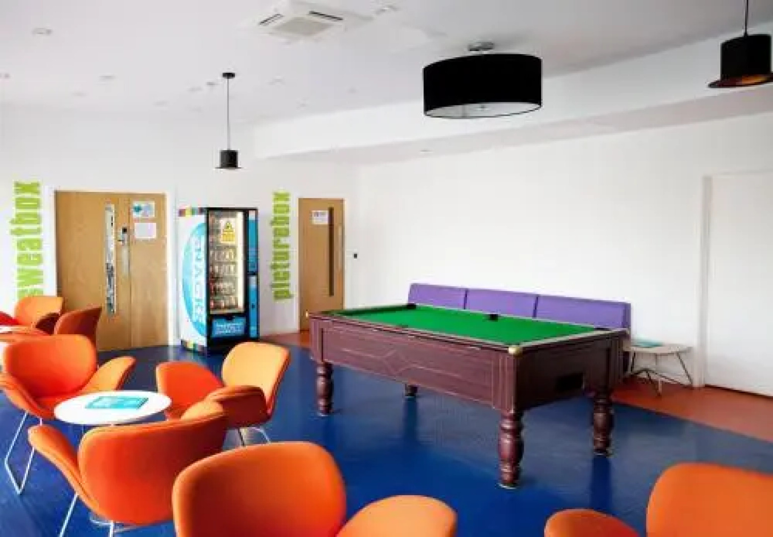 Peace Apartments - Hatbox