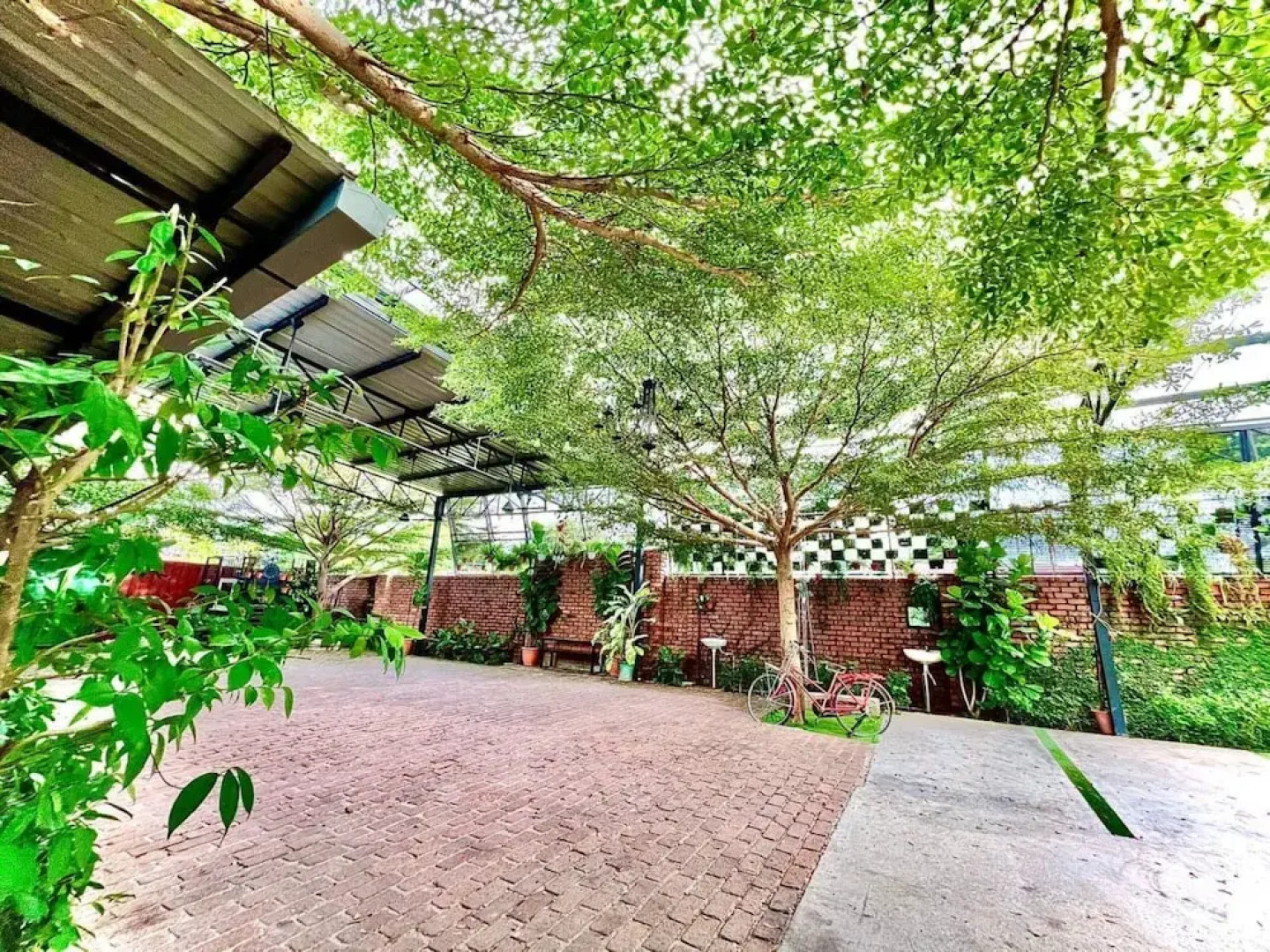 Petak Padin Cottage by The Pool