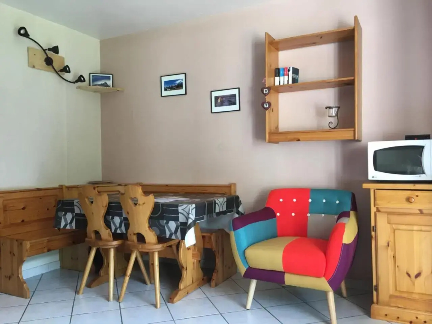 Au Pieds Des 3 Vallees