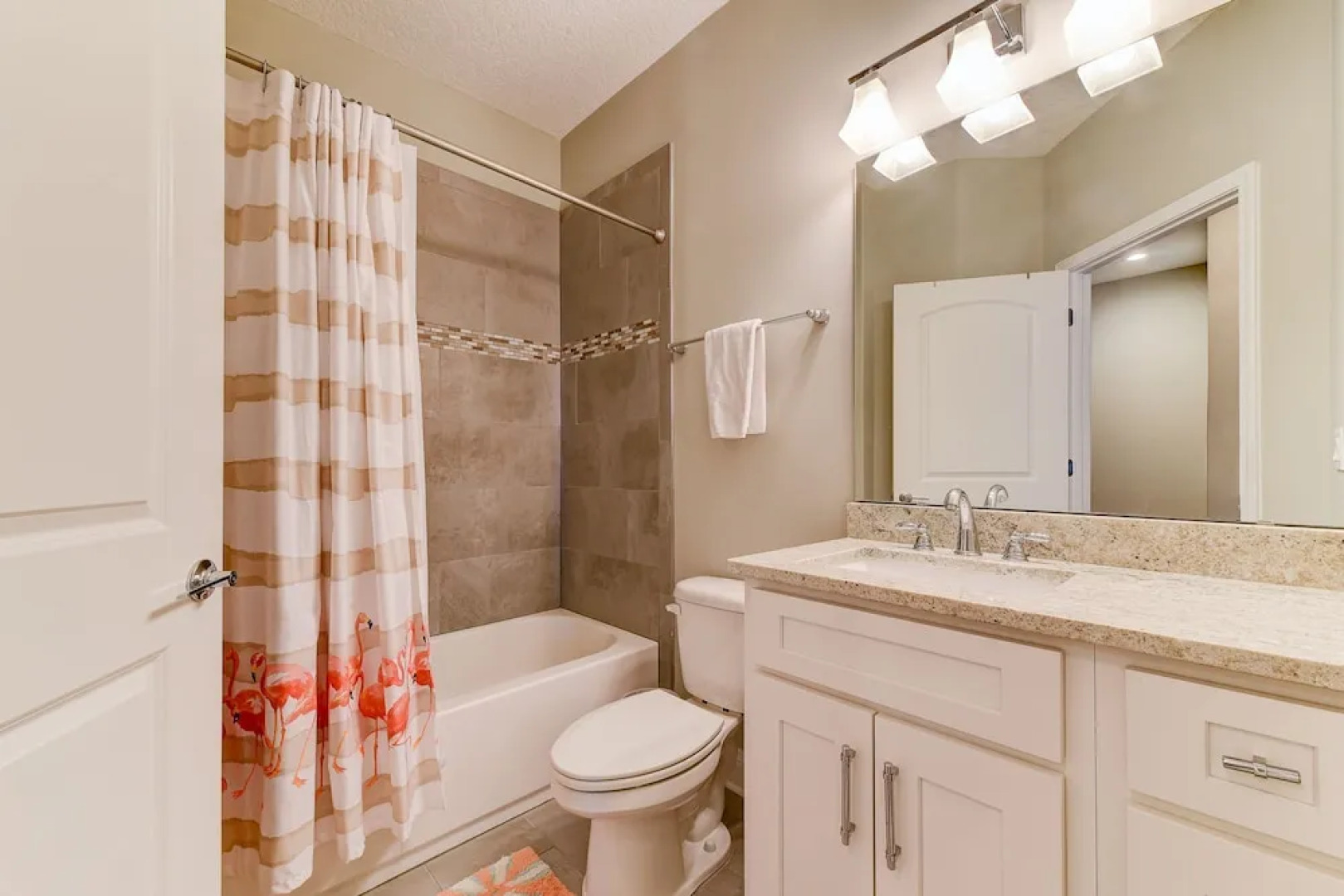 Beachykeen by Vtrips