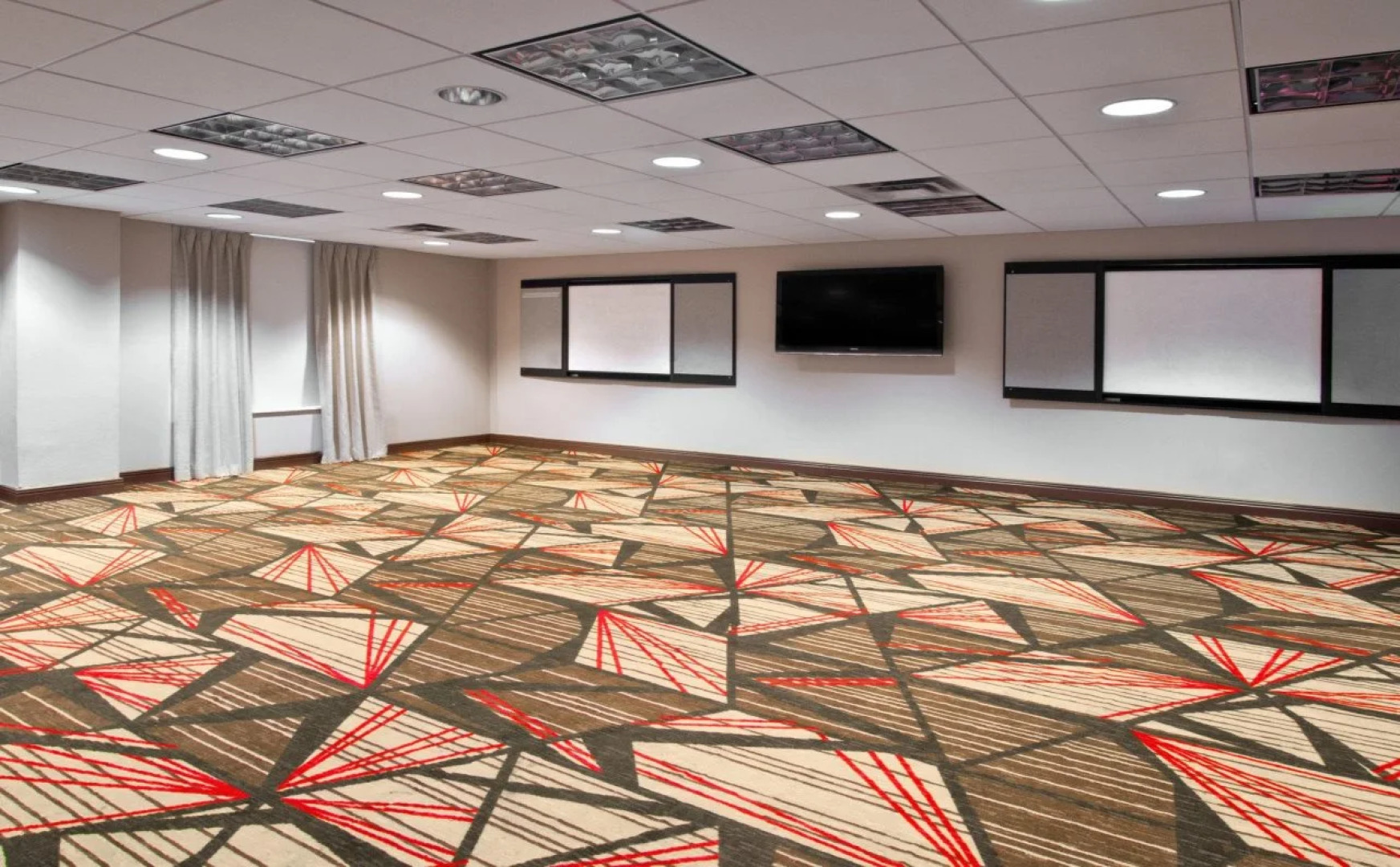 Four Points by Sheraton Nashville Airport