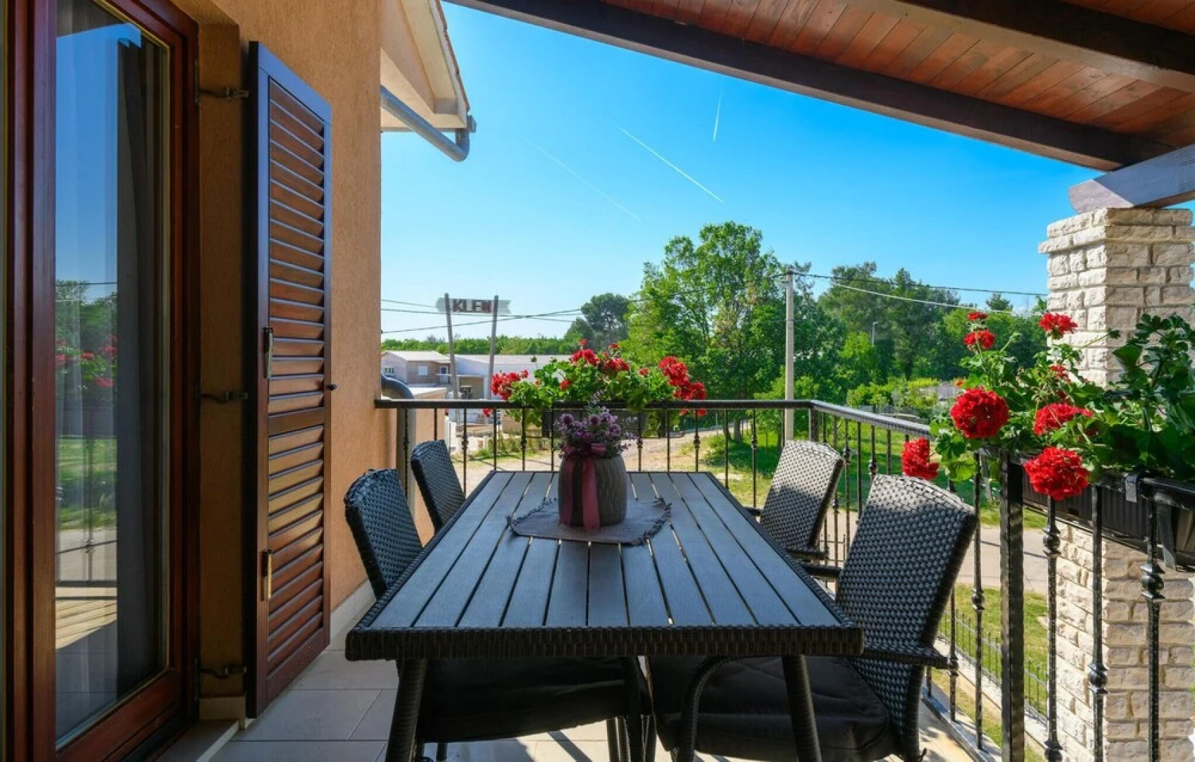 Amazing Home in Dobrani With Wifi and 2 Bedrooms