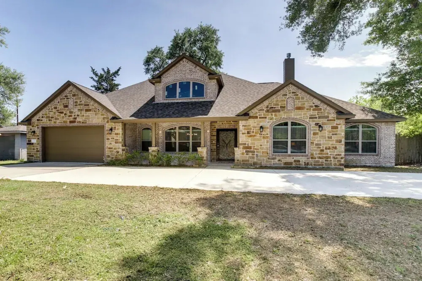 Chic Texas Abode w/ Patio & Fenced-in Yard!
