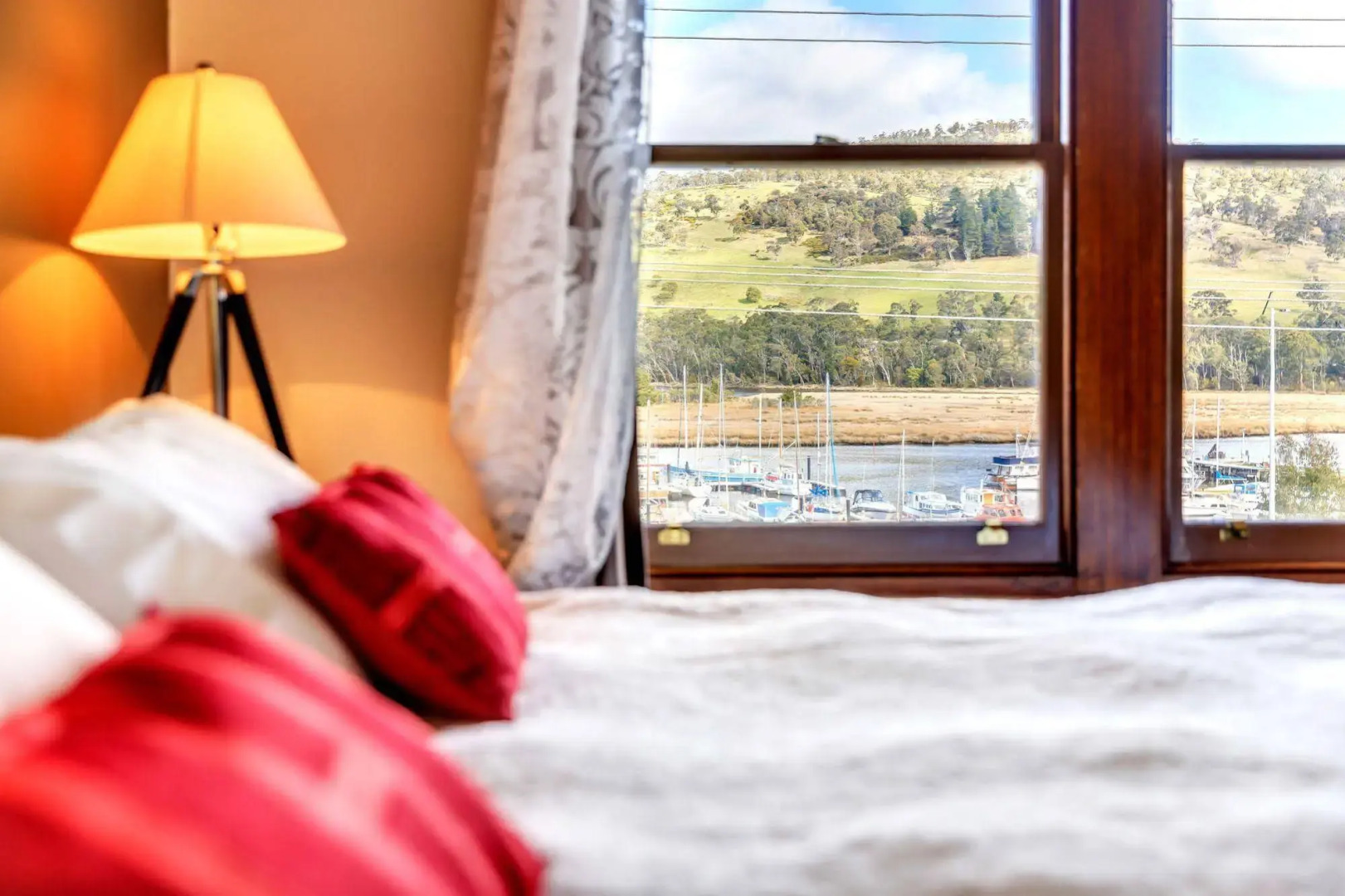 Kermandie Waterfront Hotel