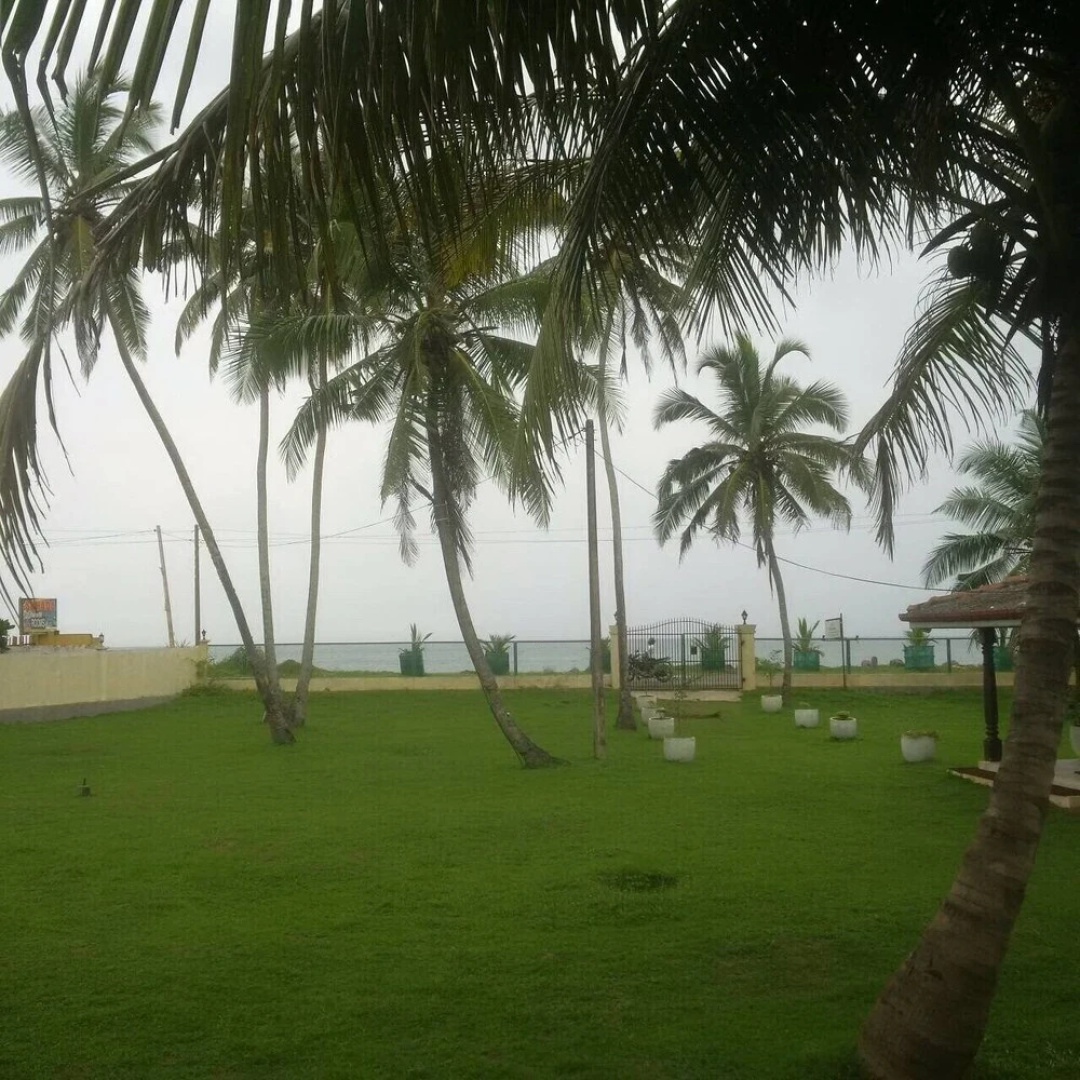 NALENDRA Beachfront villa