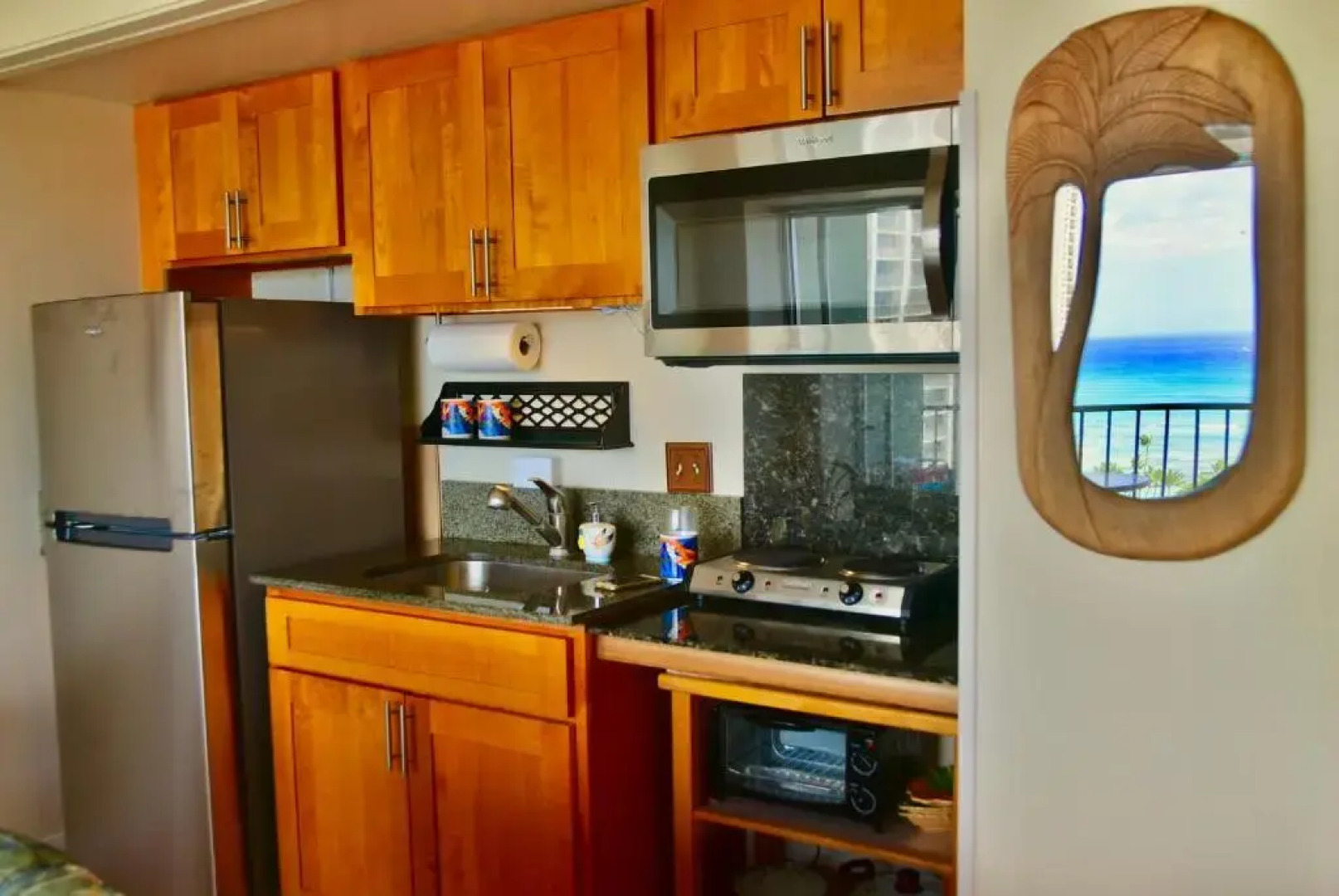 Jenny's Pineapple Cottage