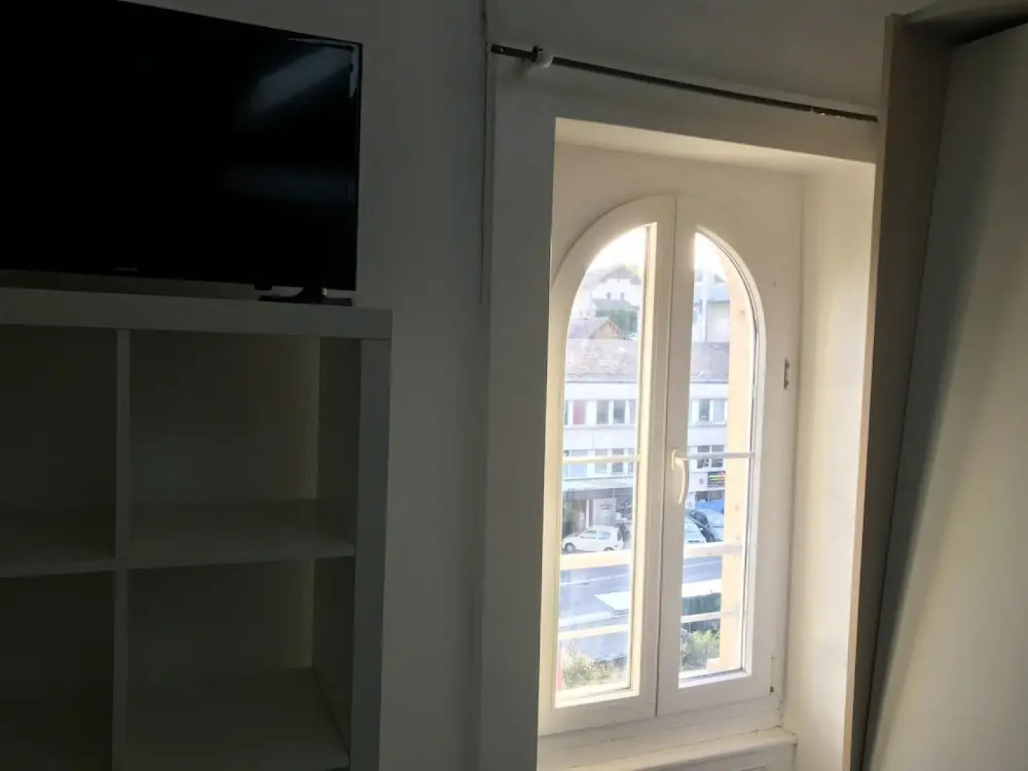 Studio in Neuchâtel, With Terrace and Wifi