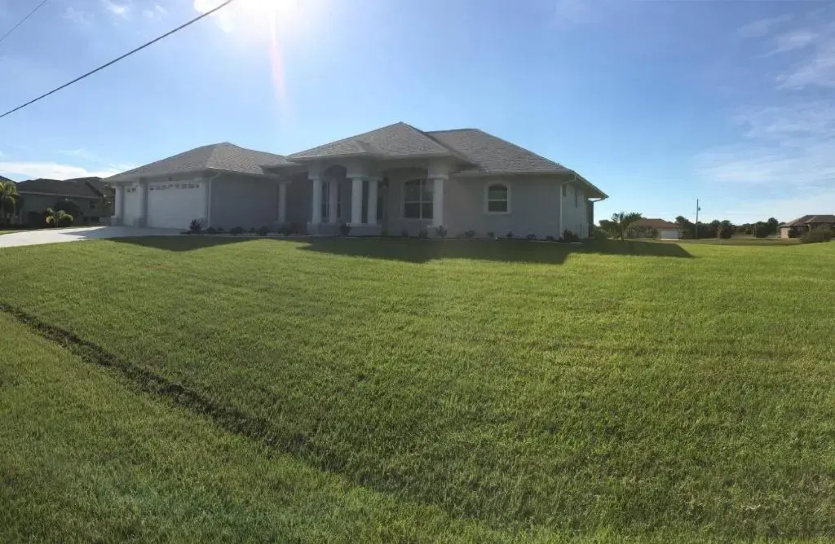 Florida Secret - Private Villa with heated pool - sleeps 8