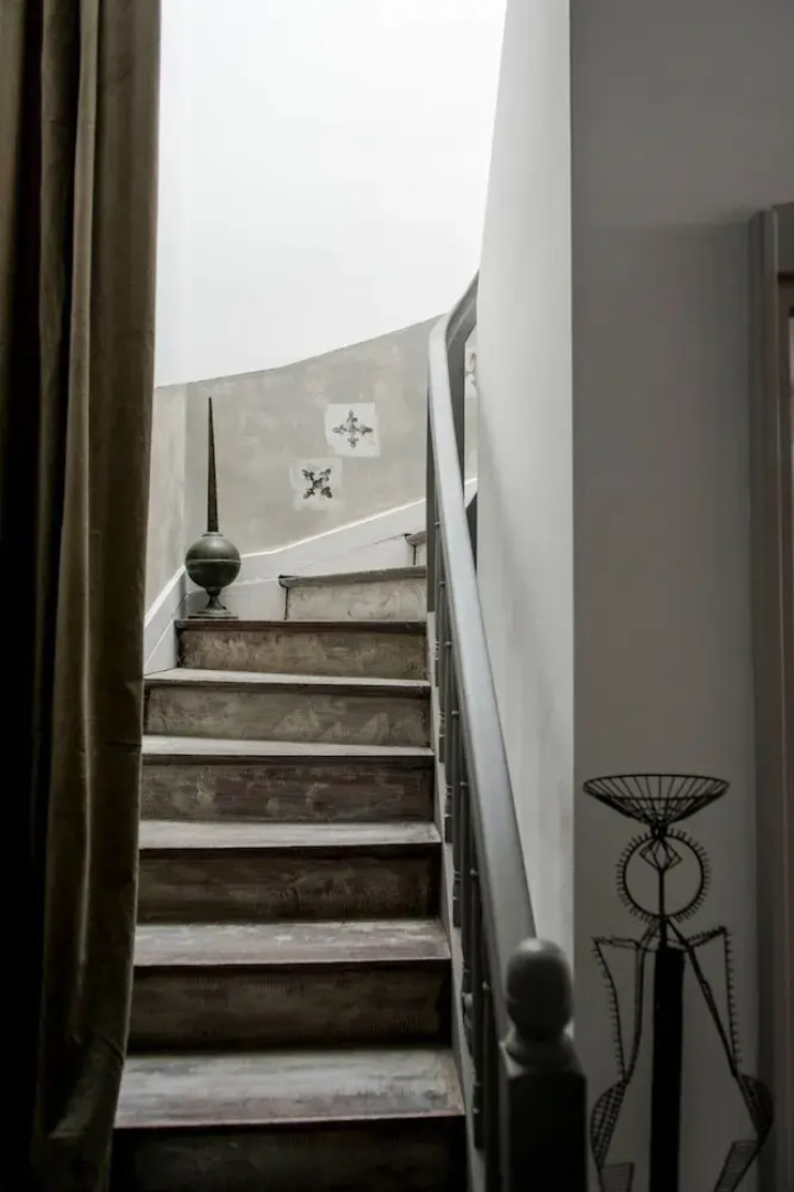 La maison sur la place