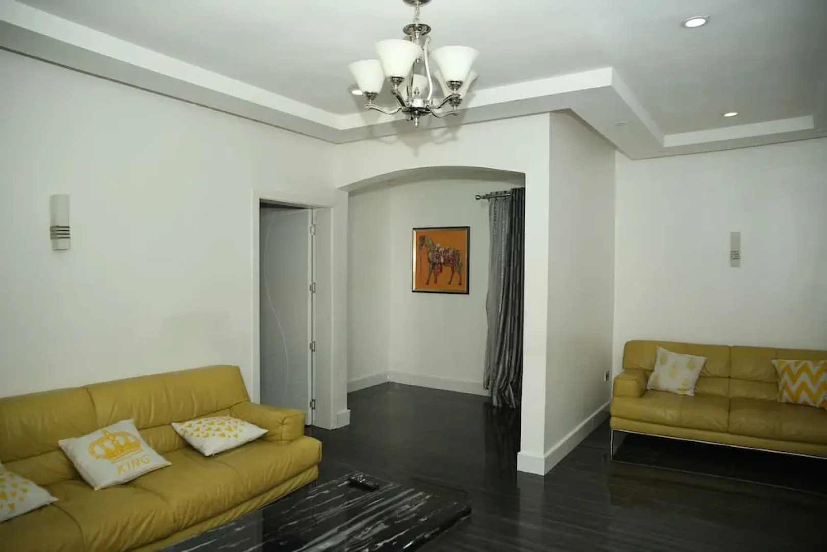 PoshLux Executive Hotel