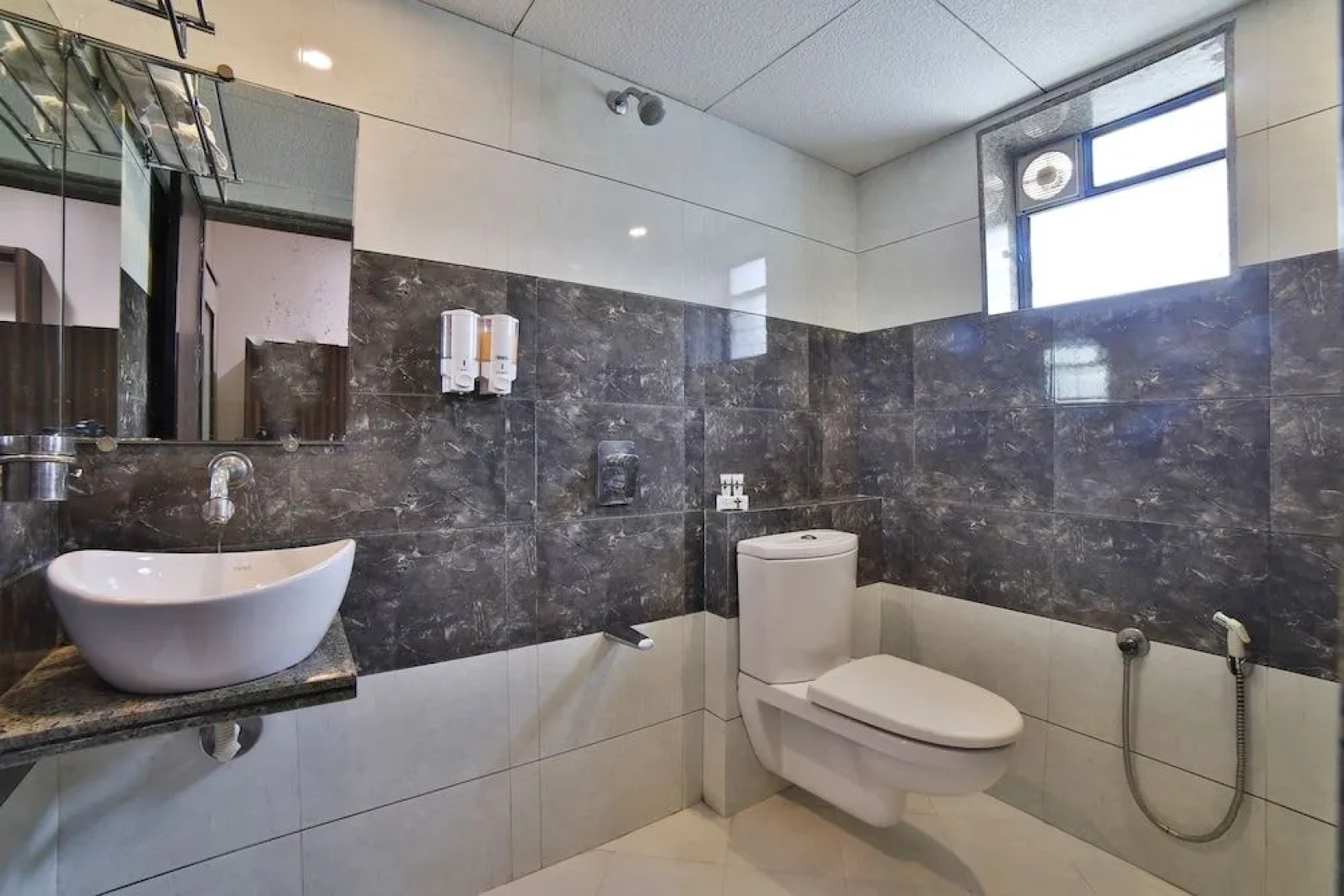 Oyo 29341 Hotel Princess