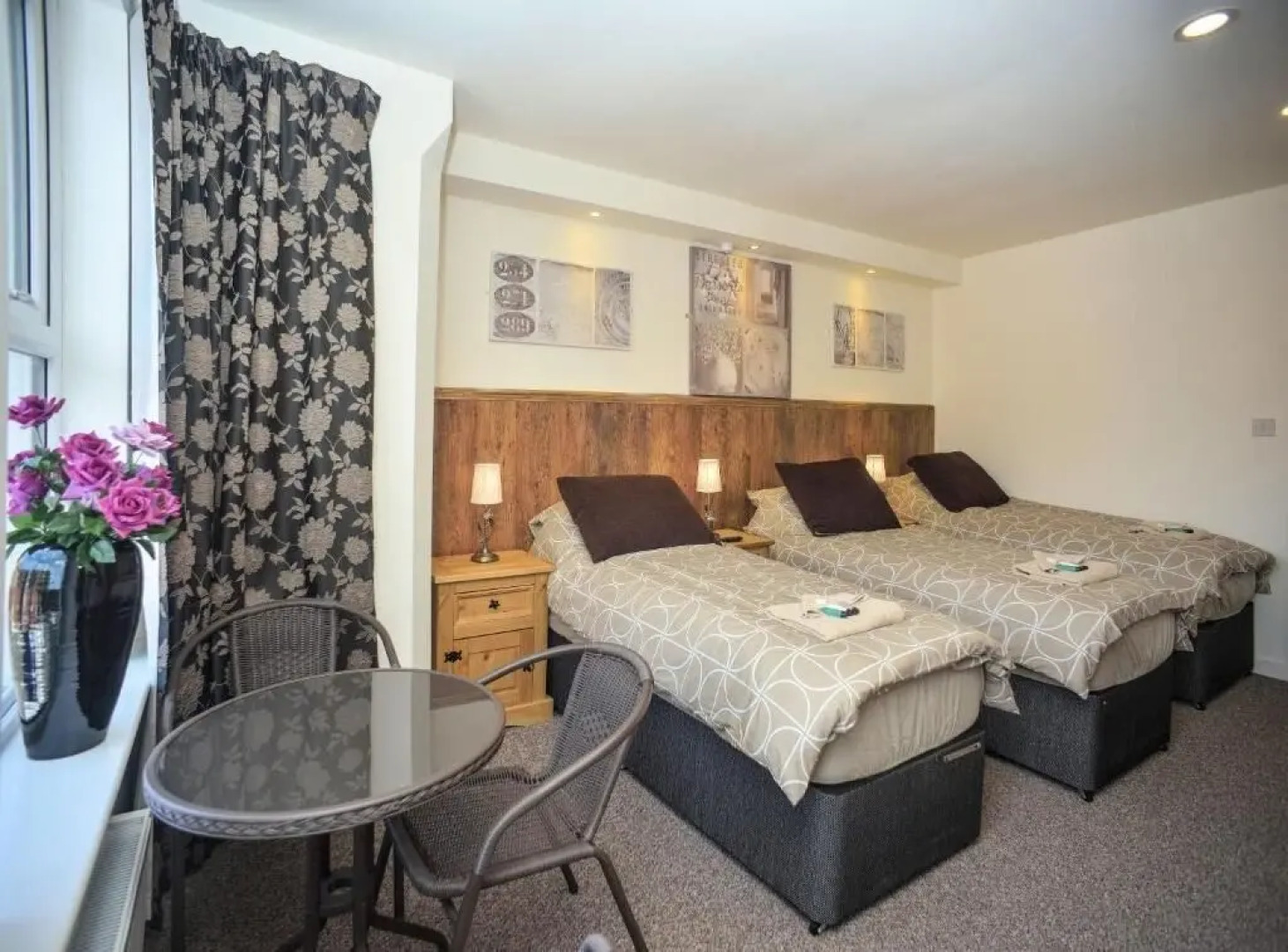 Riverside Hotel Bed and Breakfast