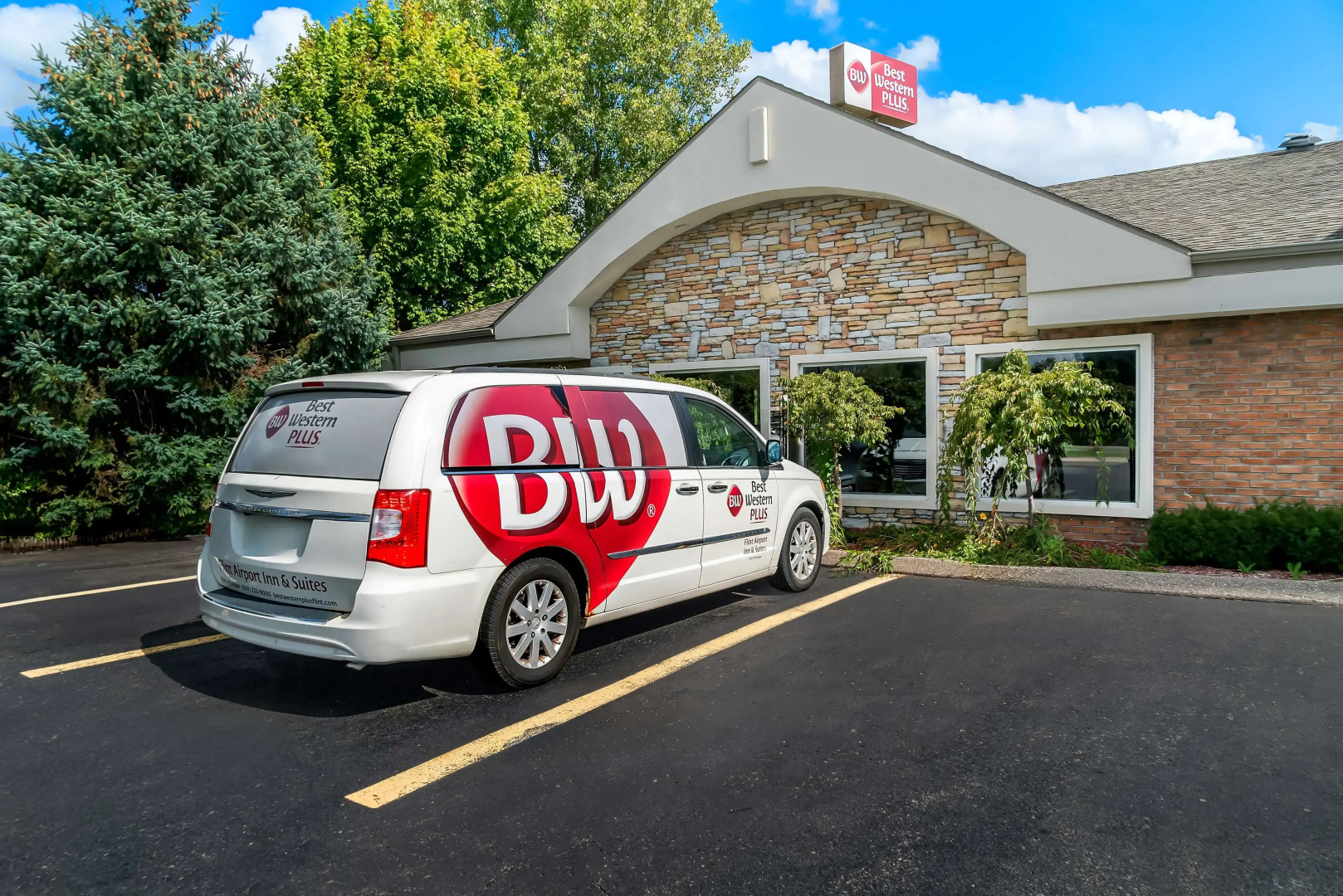 Best Western Plus Flint Airport Inn & Suites