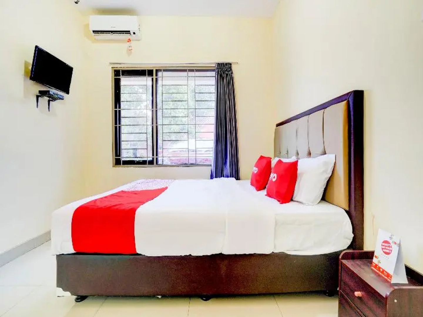 OYO 90052 Star House