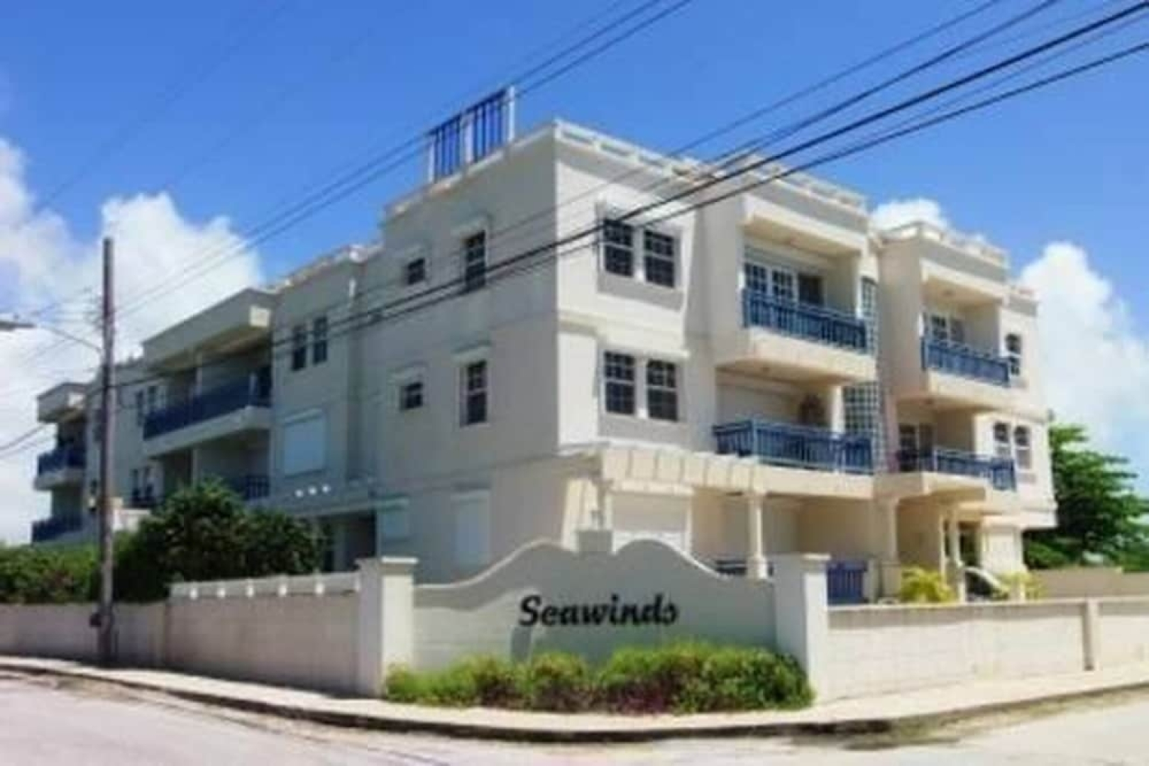 Beautiful Apartment Across The Road From The Beach