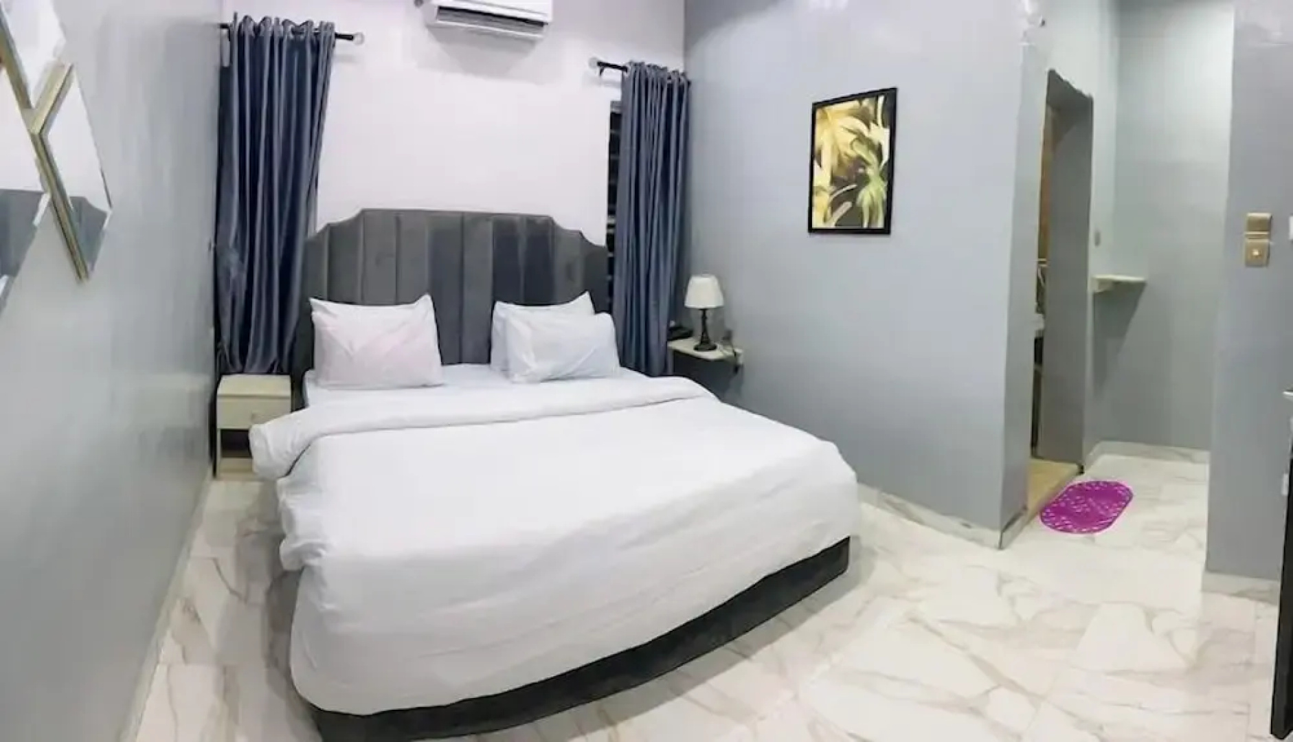 Kaft2 Hotels
