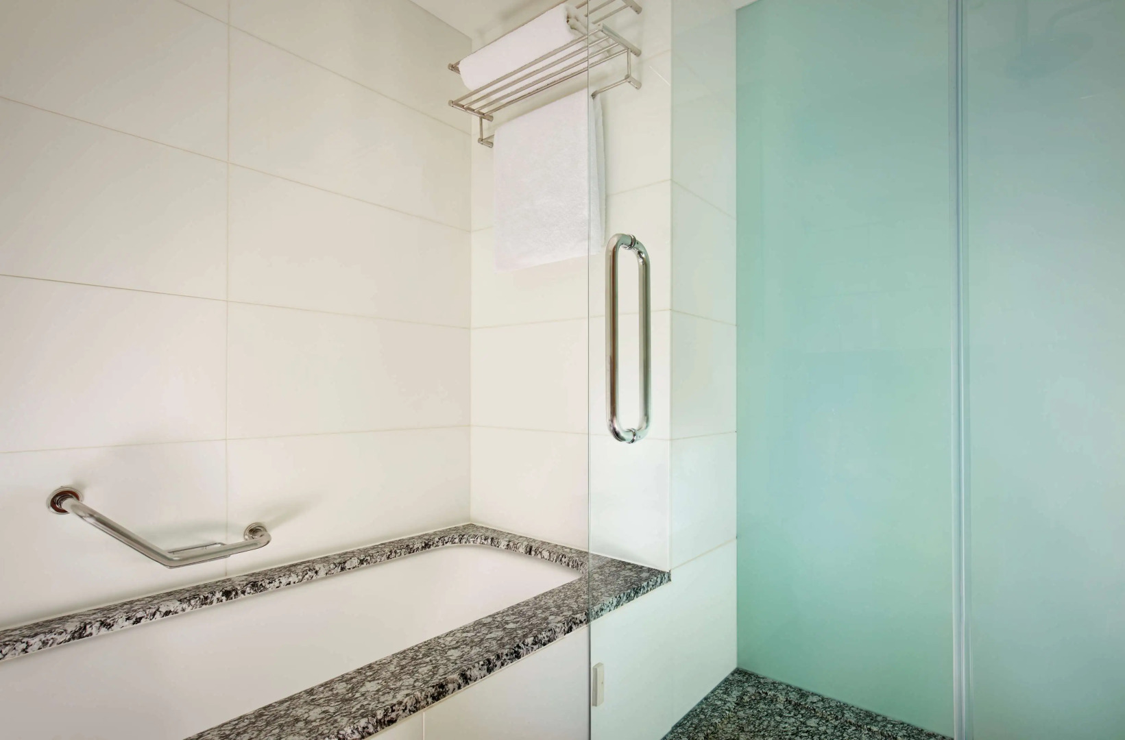 Park Plaza County Hall London