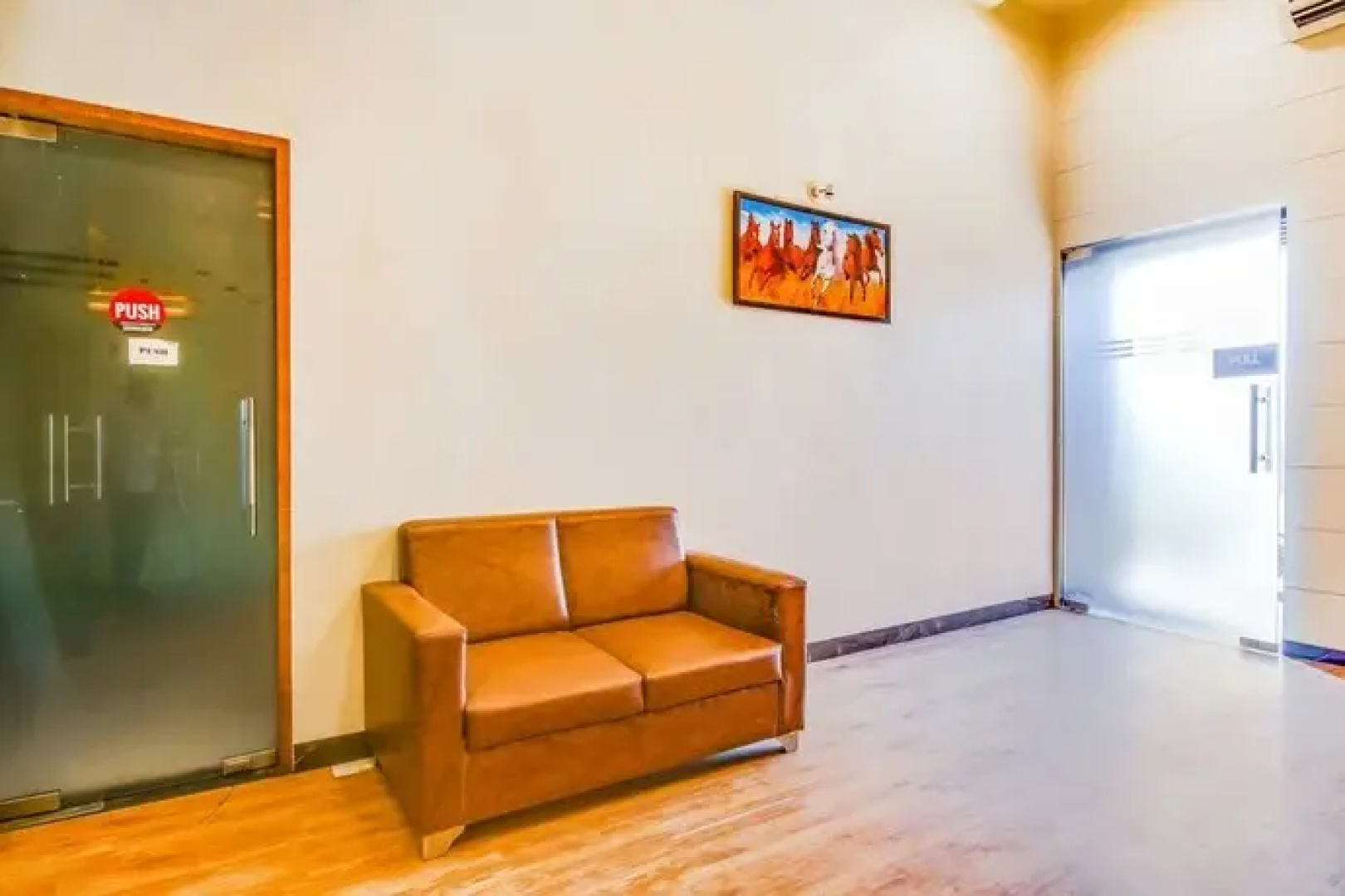 OYO 11597 Aditi Executive