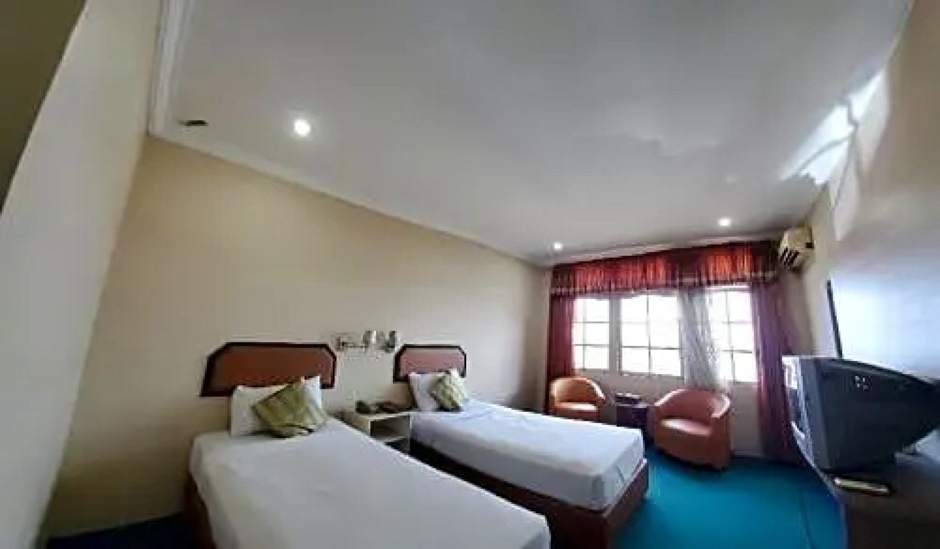 Grand Kartika Hotel