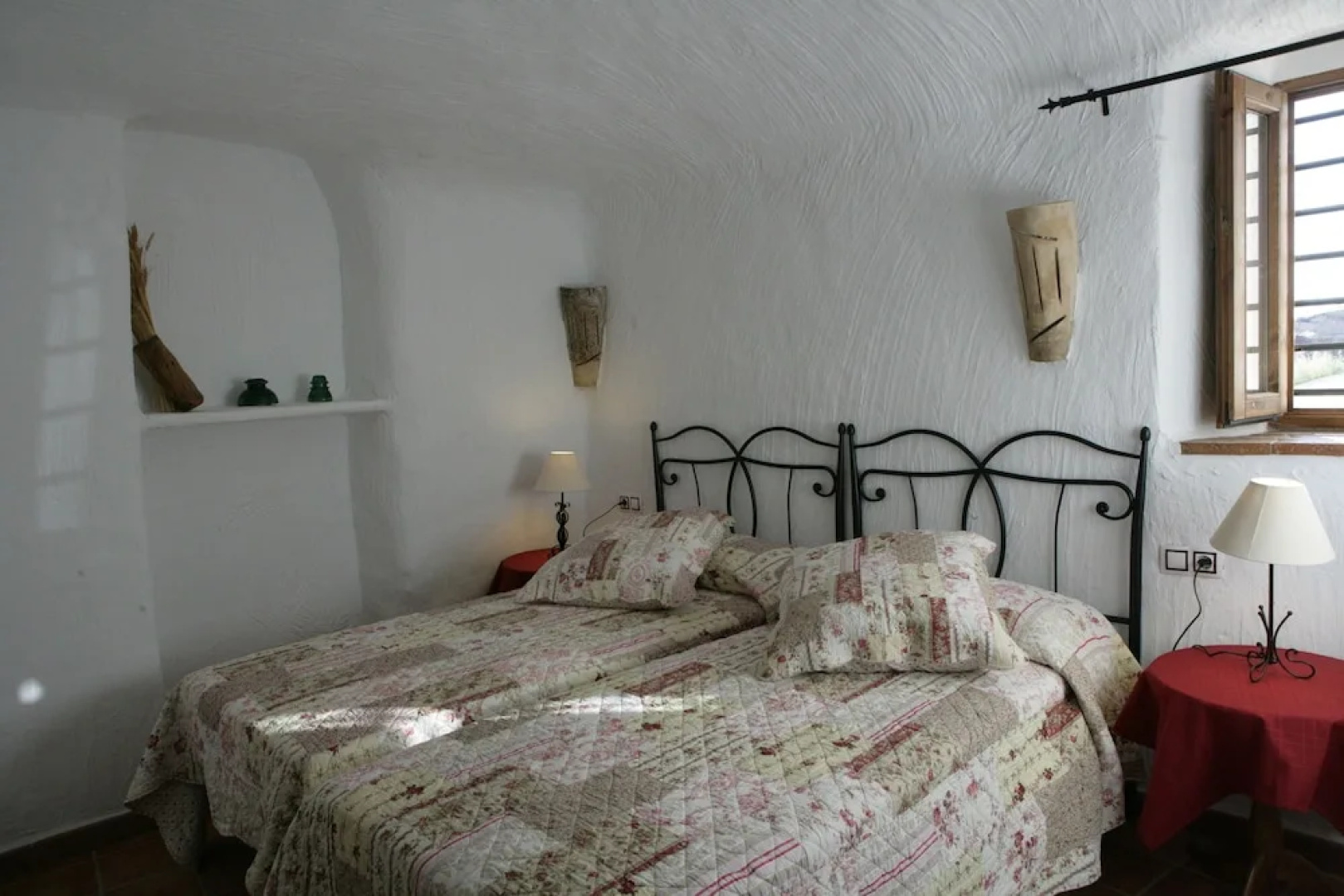 Casas Cuevas El Mirador