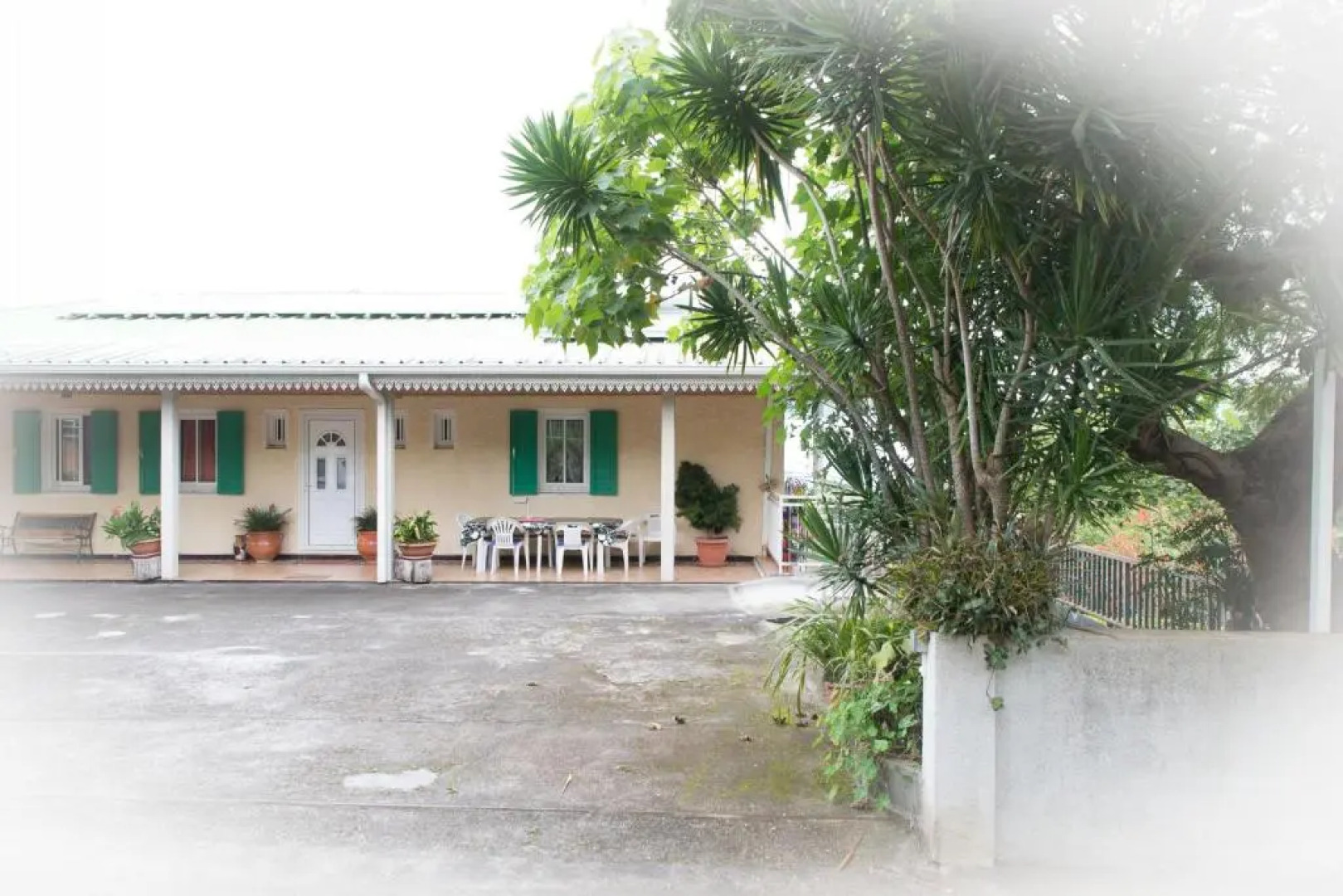 La Residence Des Cafeiers - Le Tampon (Adults Only)