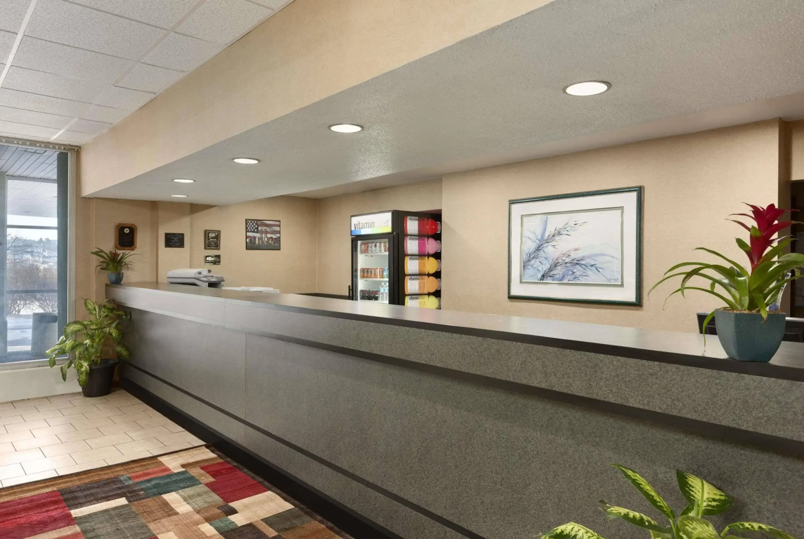 Red Carpet Inn Hazleton