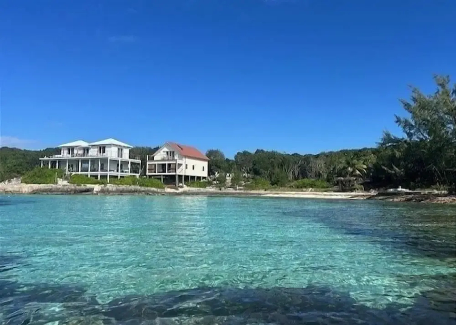 Touch Of Class Estate - A Caribbean Beachfront Estate 5 Bedroom Estate