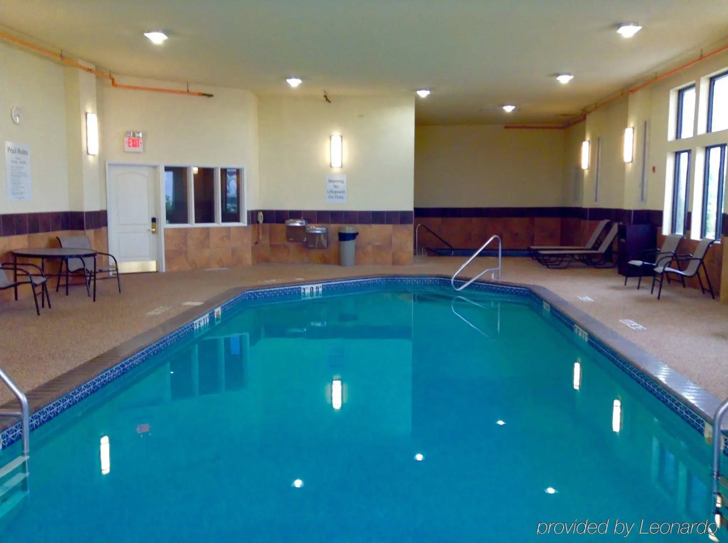 Holiday Inn Express & Suites Winner by IHG