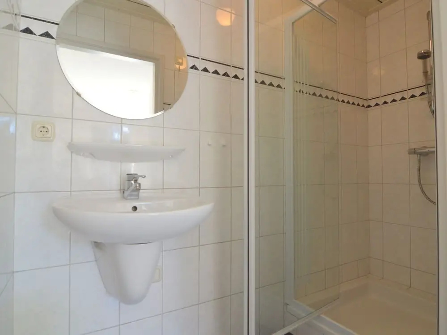 Modern Holiday Home in Veghel with Private Garden