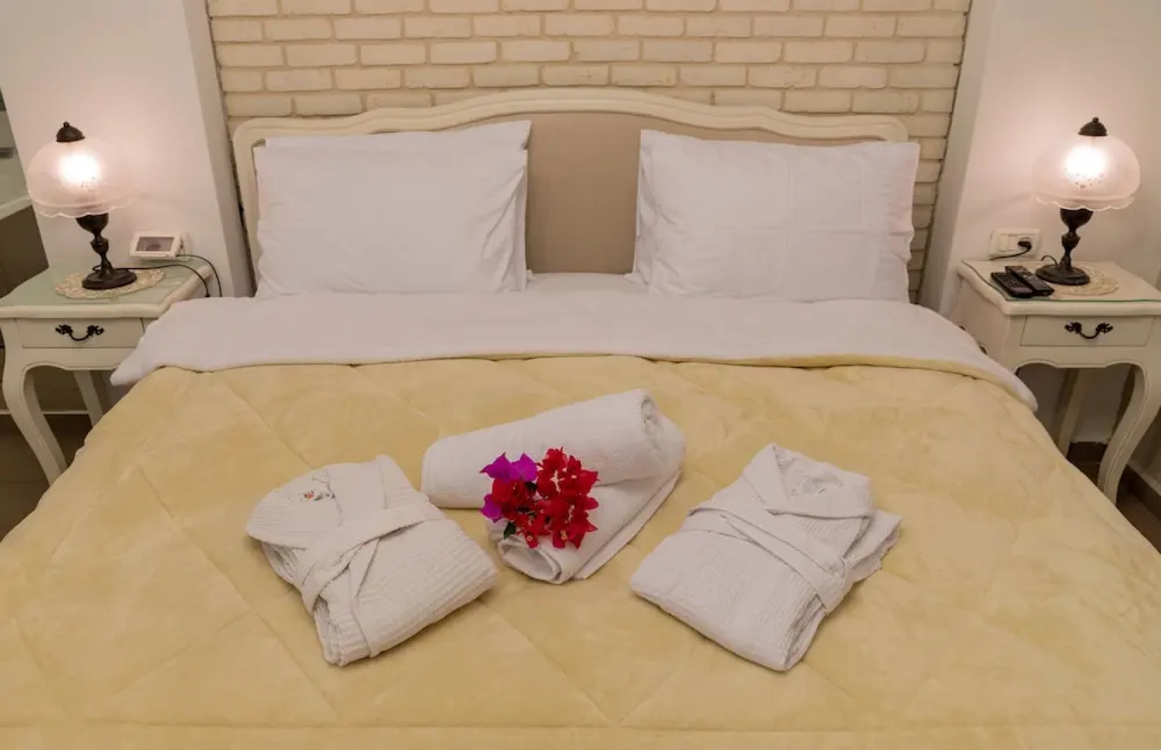 Mansion of Breast Stones