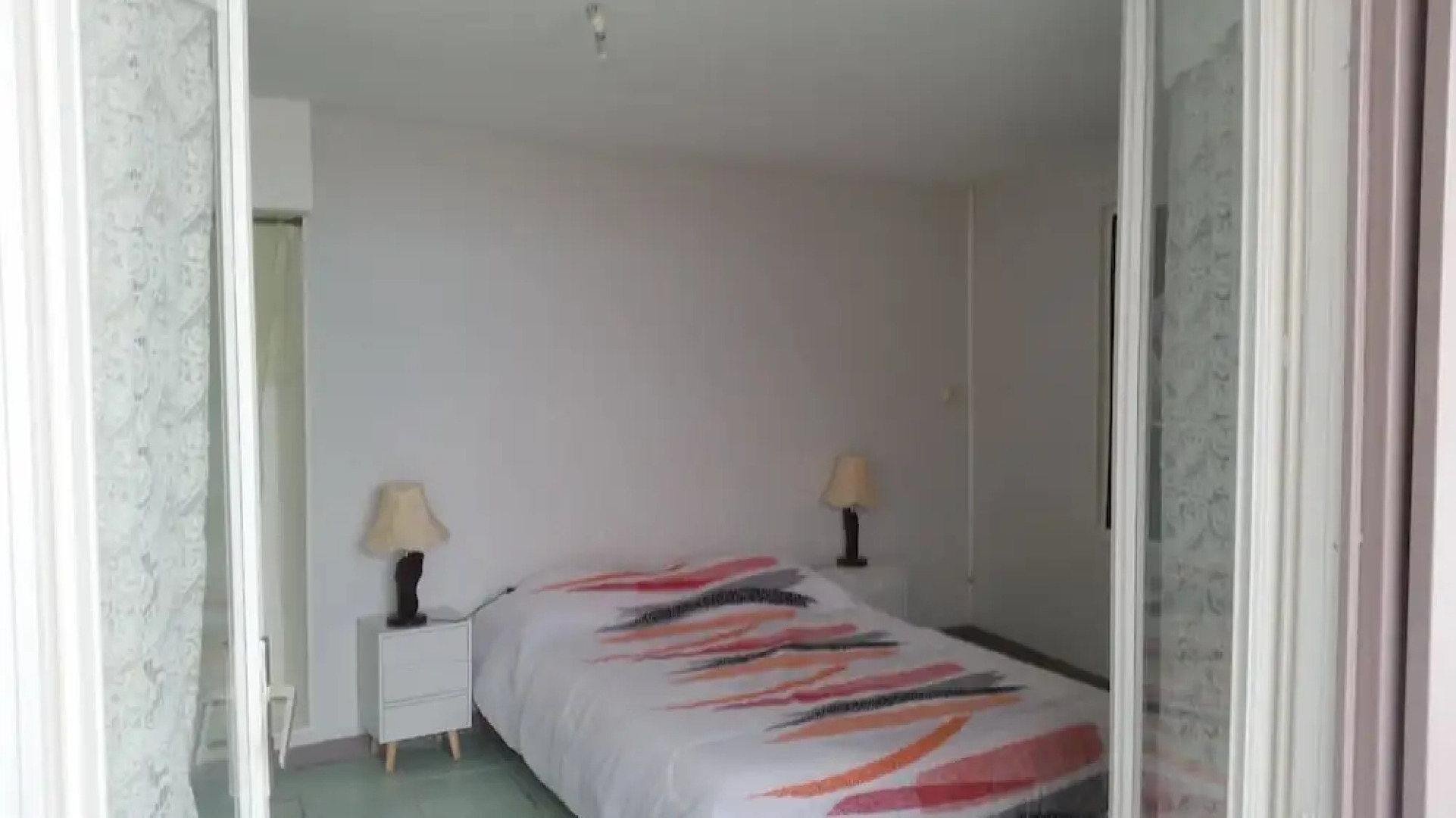 House With 2 Bedrooms in Petite-île, With Wonderful sea View, Furnishe