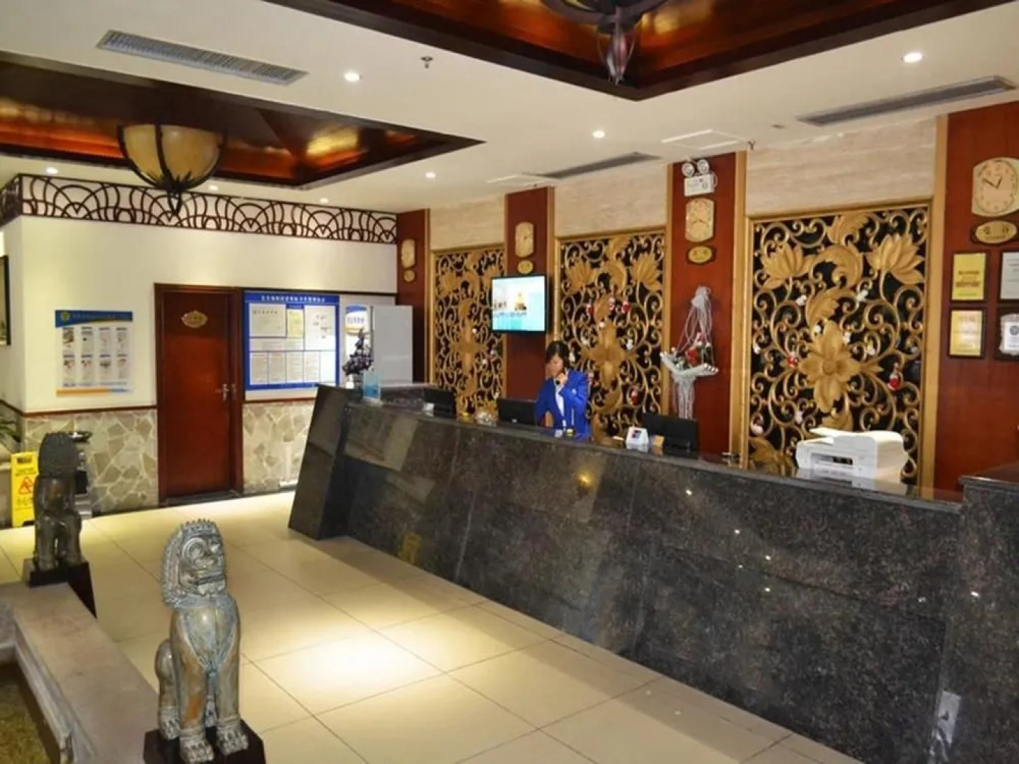 Yeste Hotel Nanning Jinhu Square