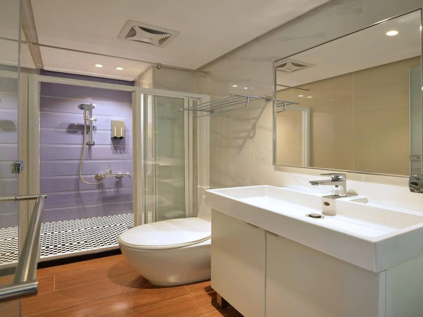 UINN TRAVEL - Hostel