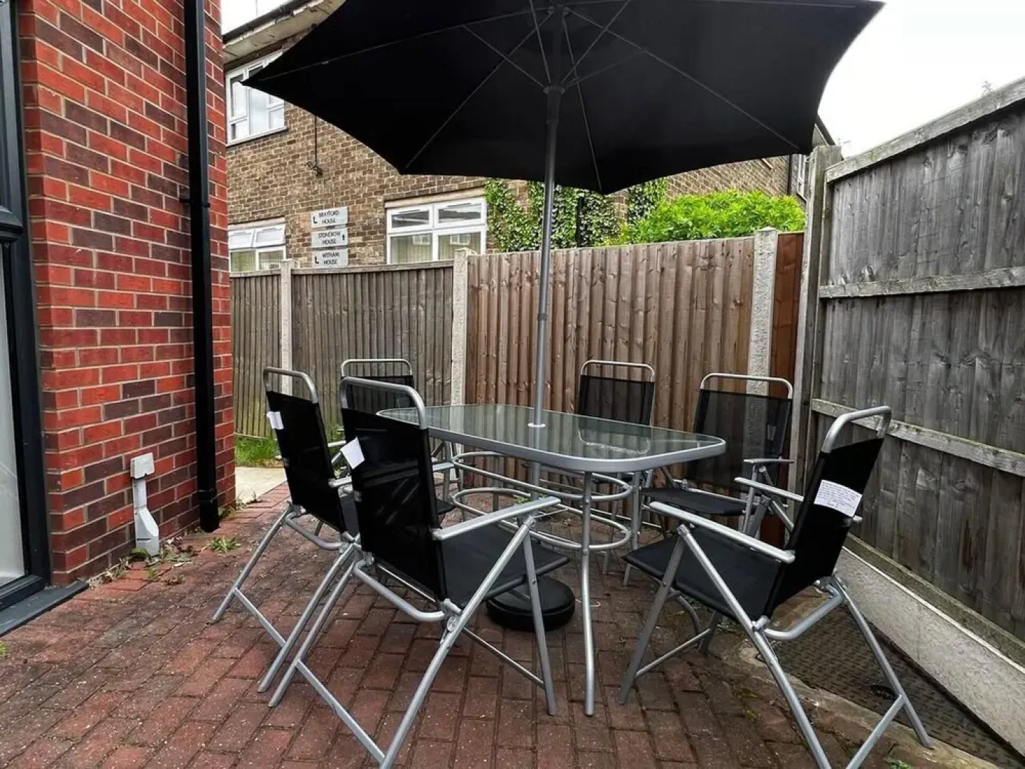 Central 4-bed House - Parking, Patio, Garden, Wifi