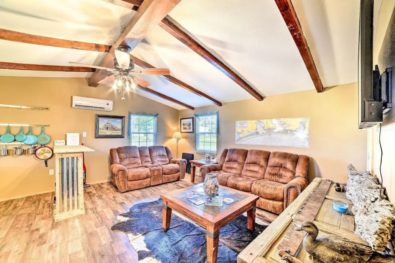 4 Mi to Beach & Fishing: Rockport Cottage w/ Deck!