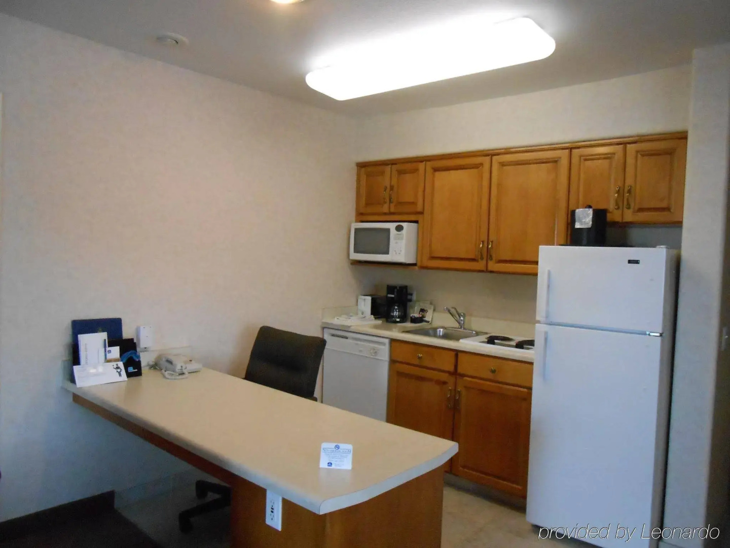 Best Western Plus A Wayfarer's Inn And Suites