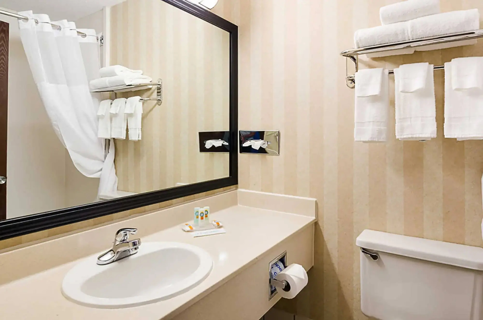 Quality Hotel and Conference Center Bluefield