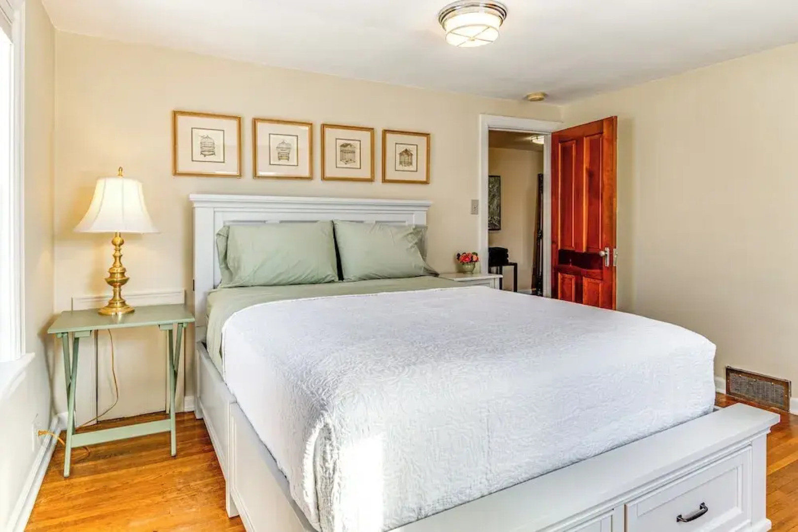 Walk to Main St & Parks: Zionsville Village Home