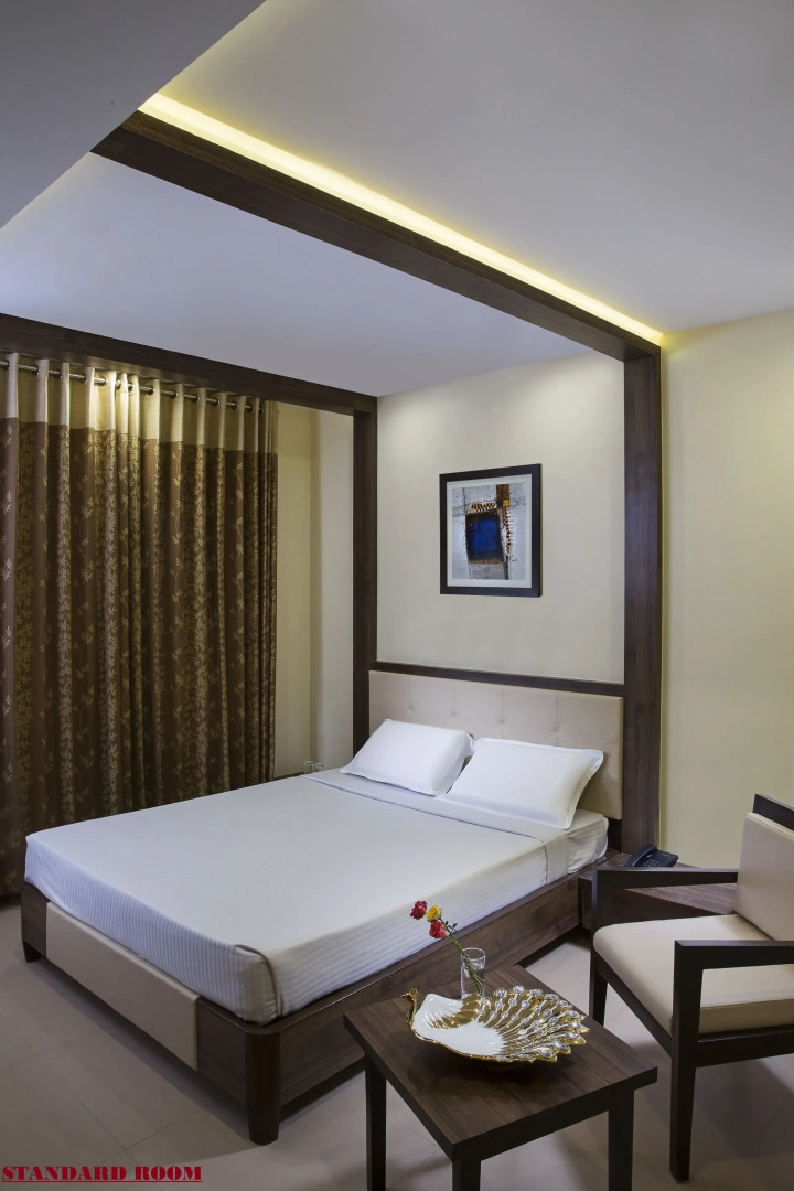 Palette - Sign Regency Hotel