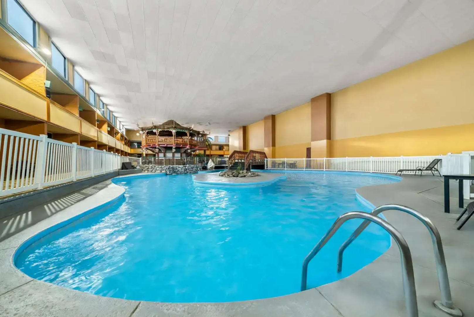 Clarion Inn & Suites and Convention Center