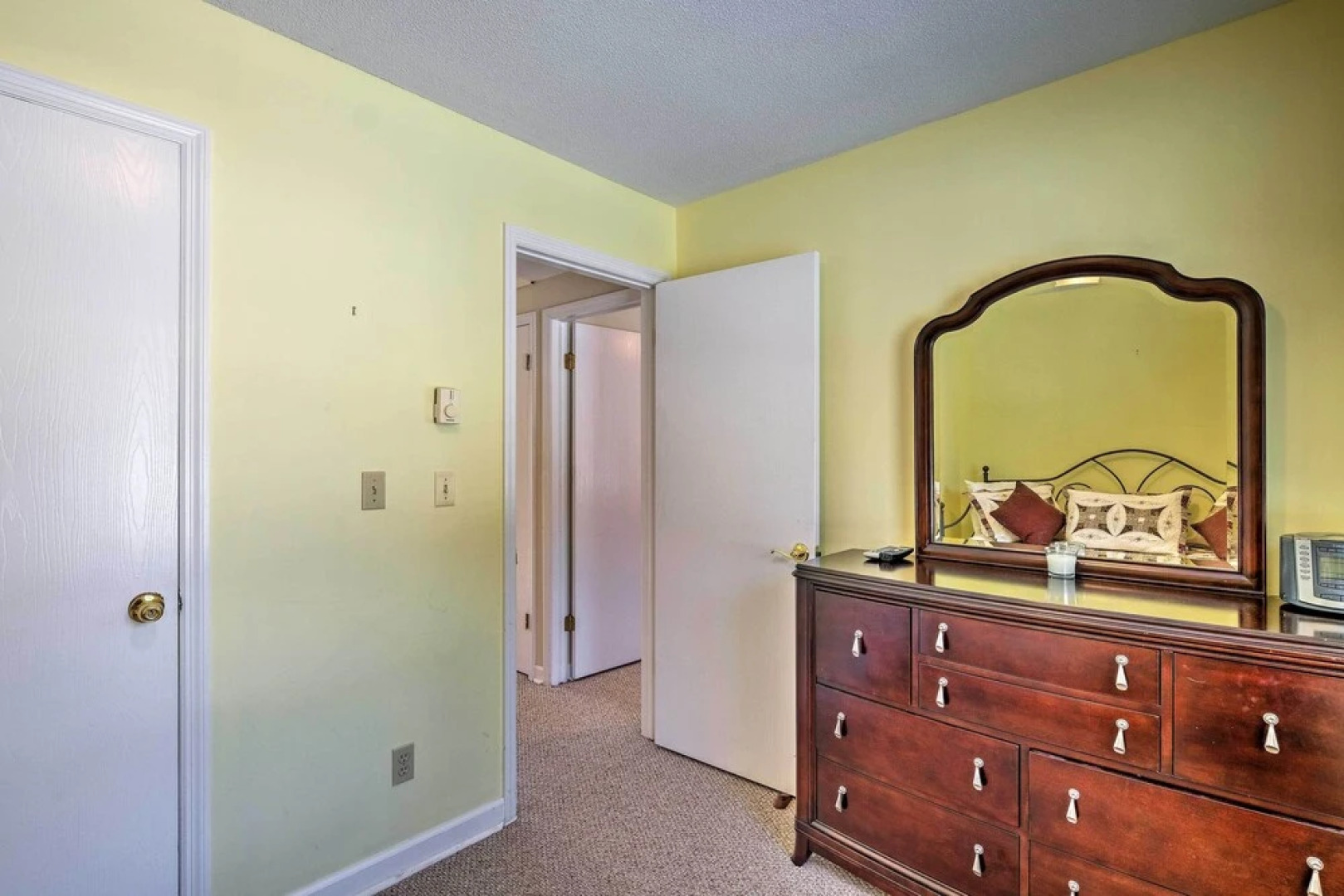 Condo w/ Loft: 2 Mi to Windham Mountain Ski!