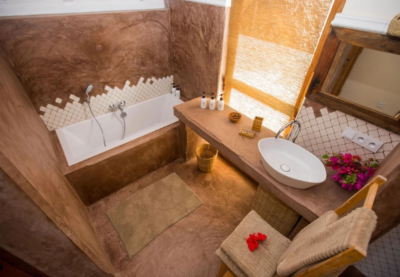 Clove Island Villas & Spa