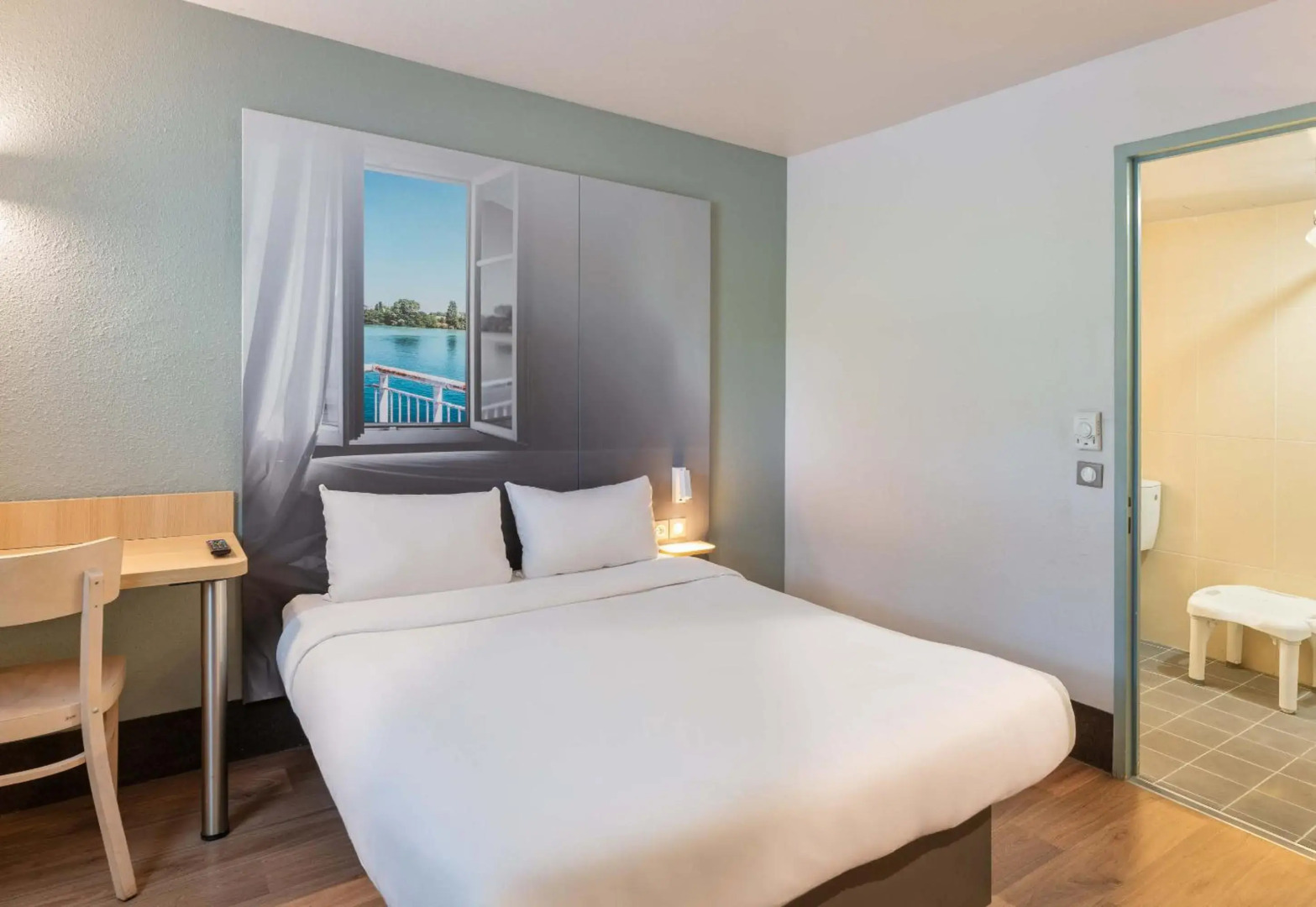 B&B HOTEL Lyon Saint-Priest